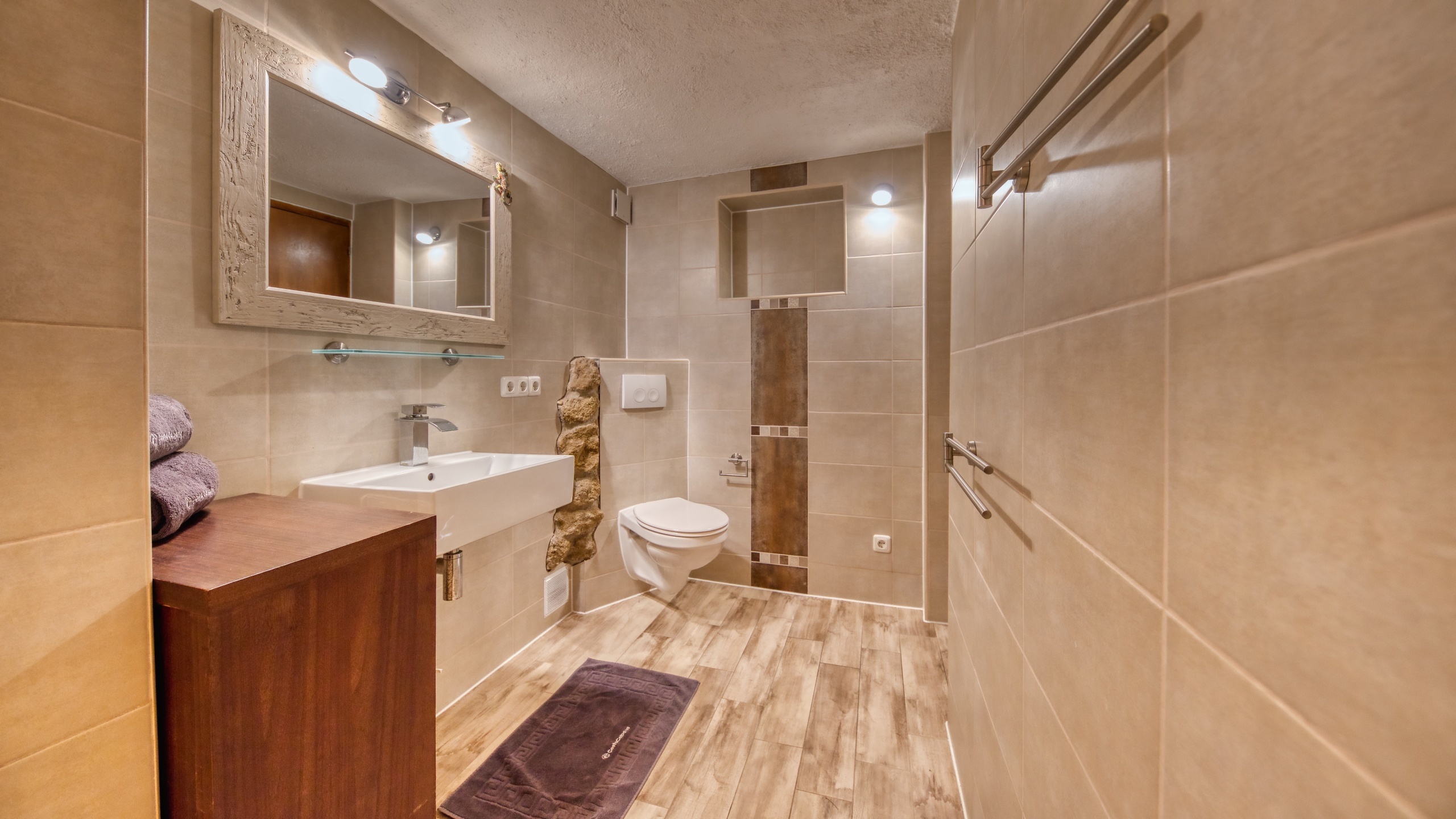 Holiday villas Costa Brava Spain - Villa Gabriella - Bathroom