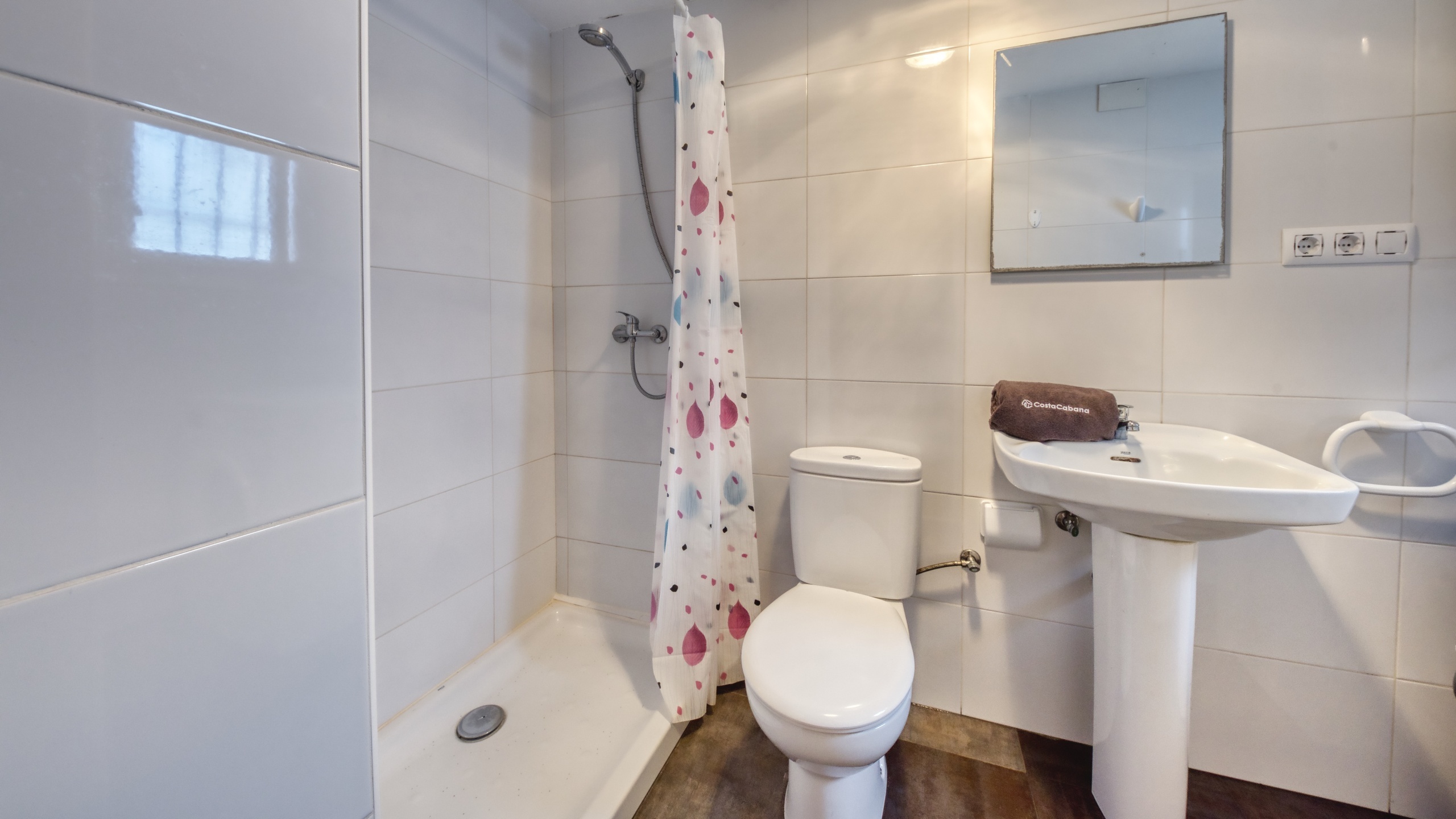 Holiday villas Costa Brava Spain - Villa Abigail - Bathroom