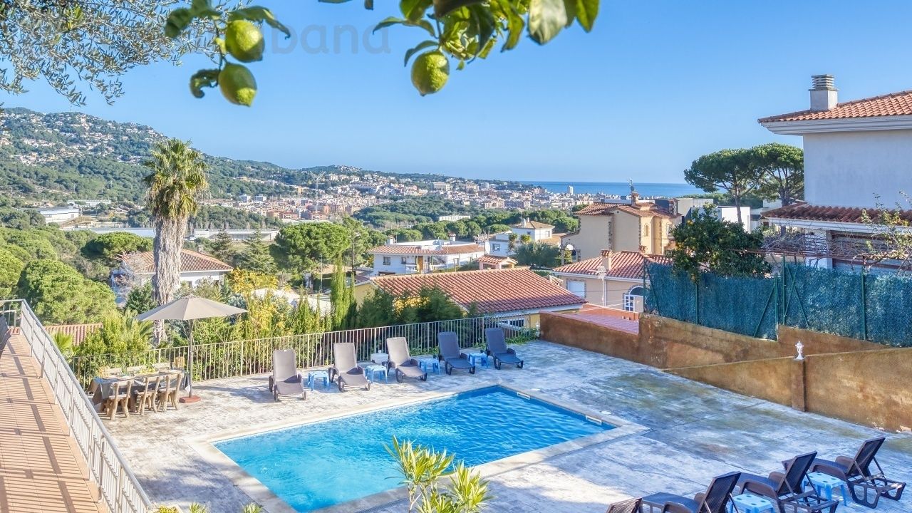 Vakantievilla's Costa Brava Spanje - Villa Abigail - Zwembad