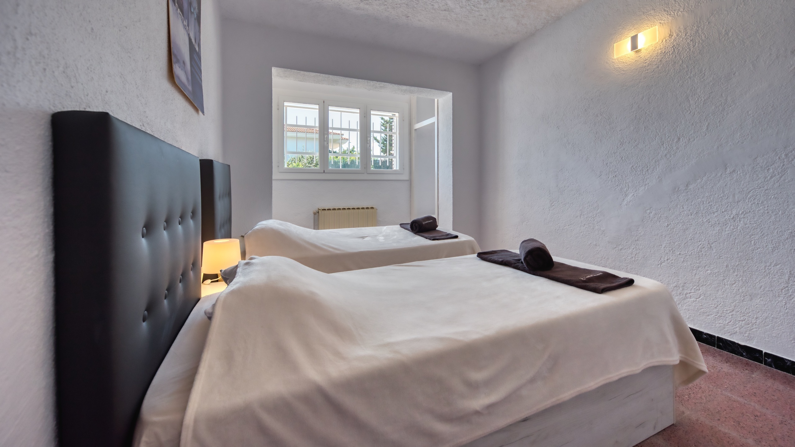 Holiday villas Costa Brava Spain - Villa Abigail - Bedroom