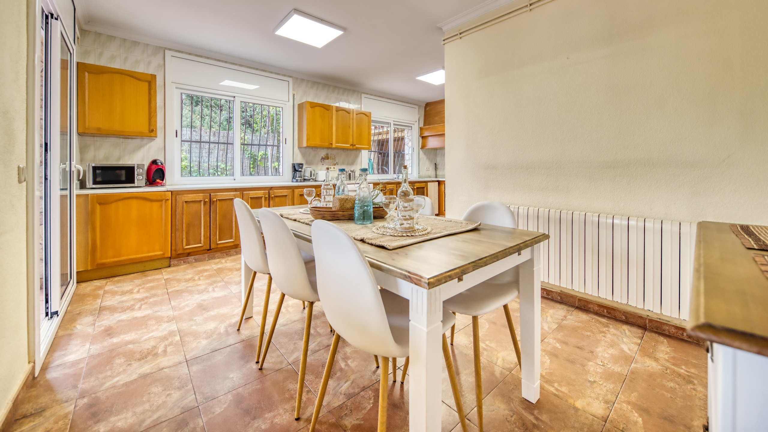 Holiday villas Costa Brava Spain - Villa Dolce Vita - Kitchen