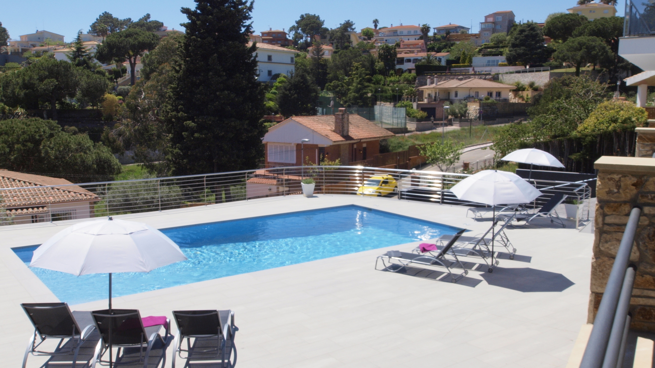 Holiday villas Costa Brava Spain - Villa SummerDream - Swimming pool