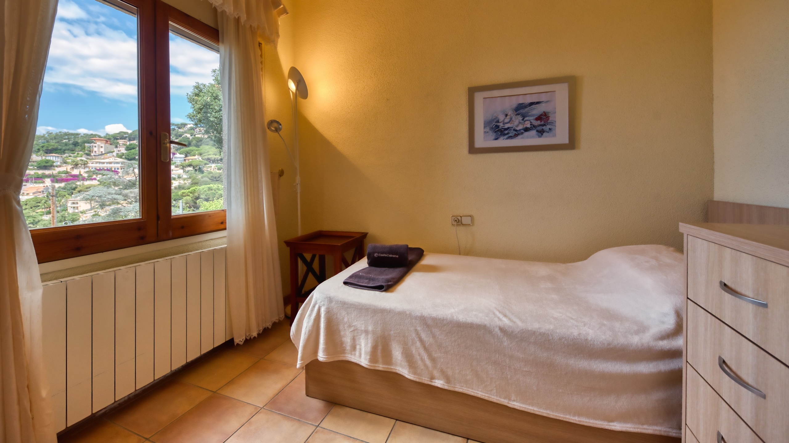 Holiday villas Costa Brava Spain - Villa Cleo - Bedroom