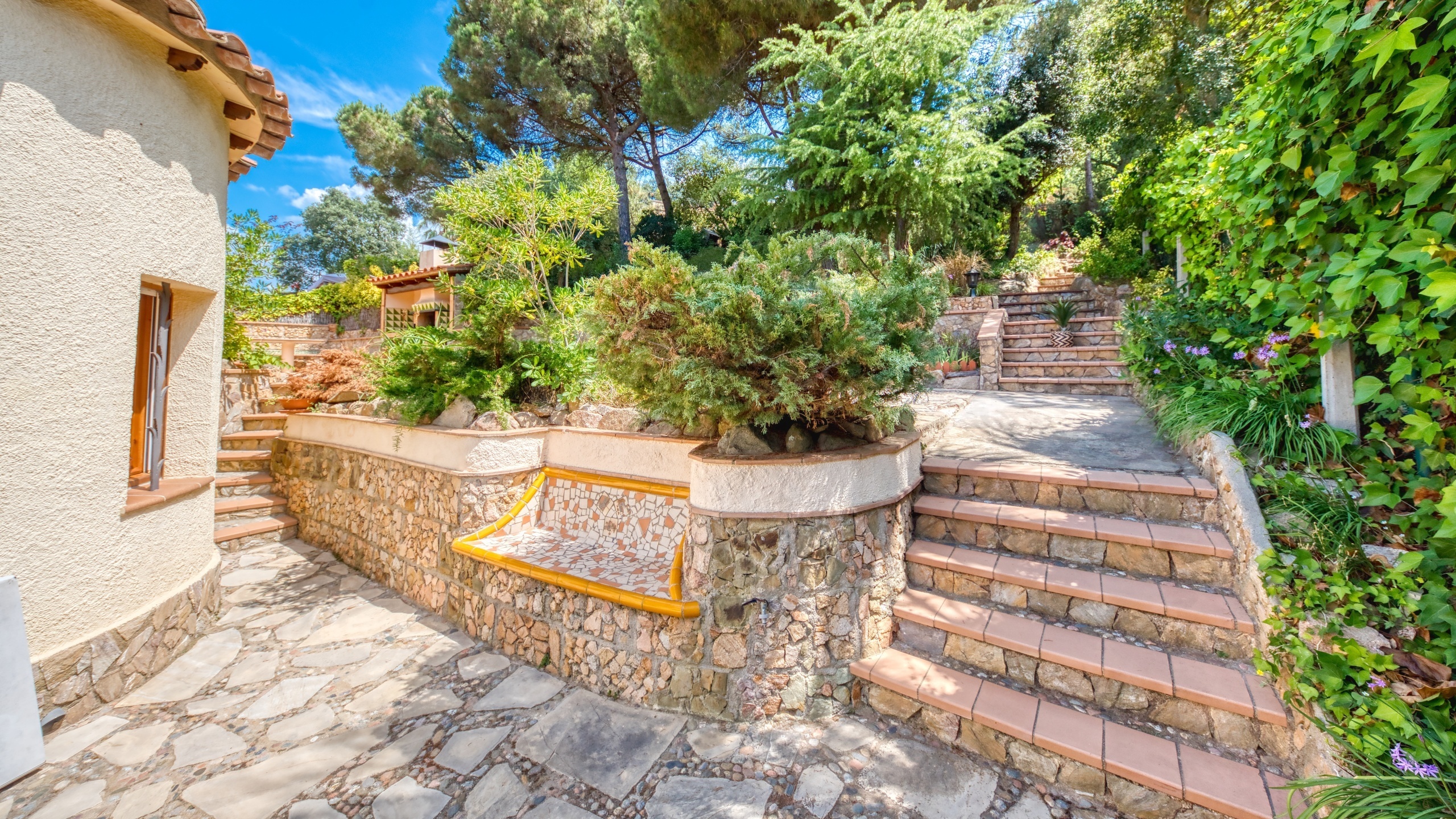 Holiday villas Costa Brava Spain - Villa Cleo - Garden