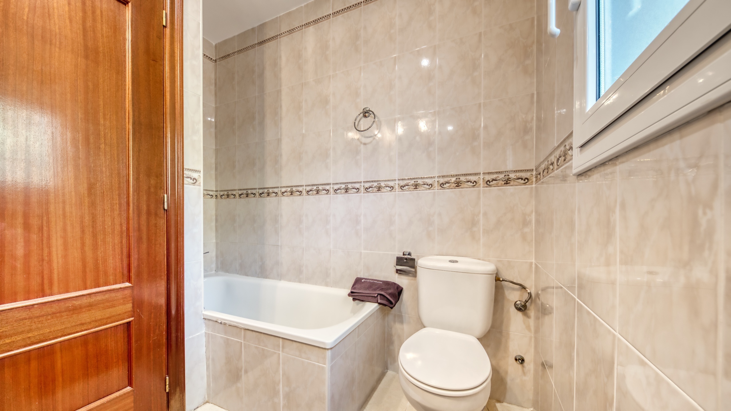Holiday villas Costa Brava Spain - Villa Chanel - Bathroom