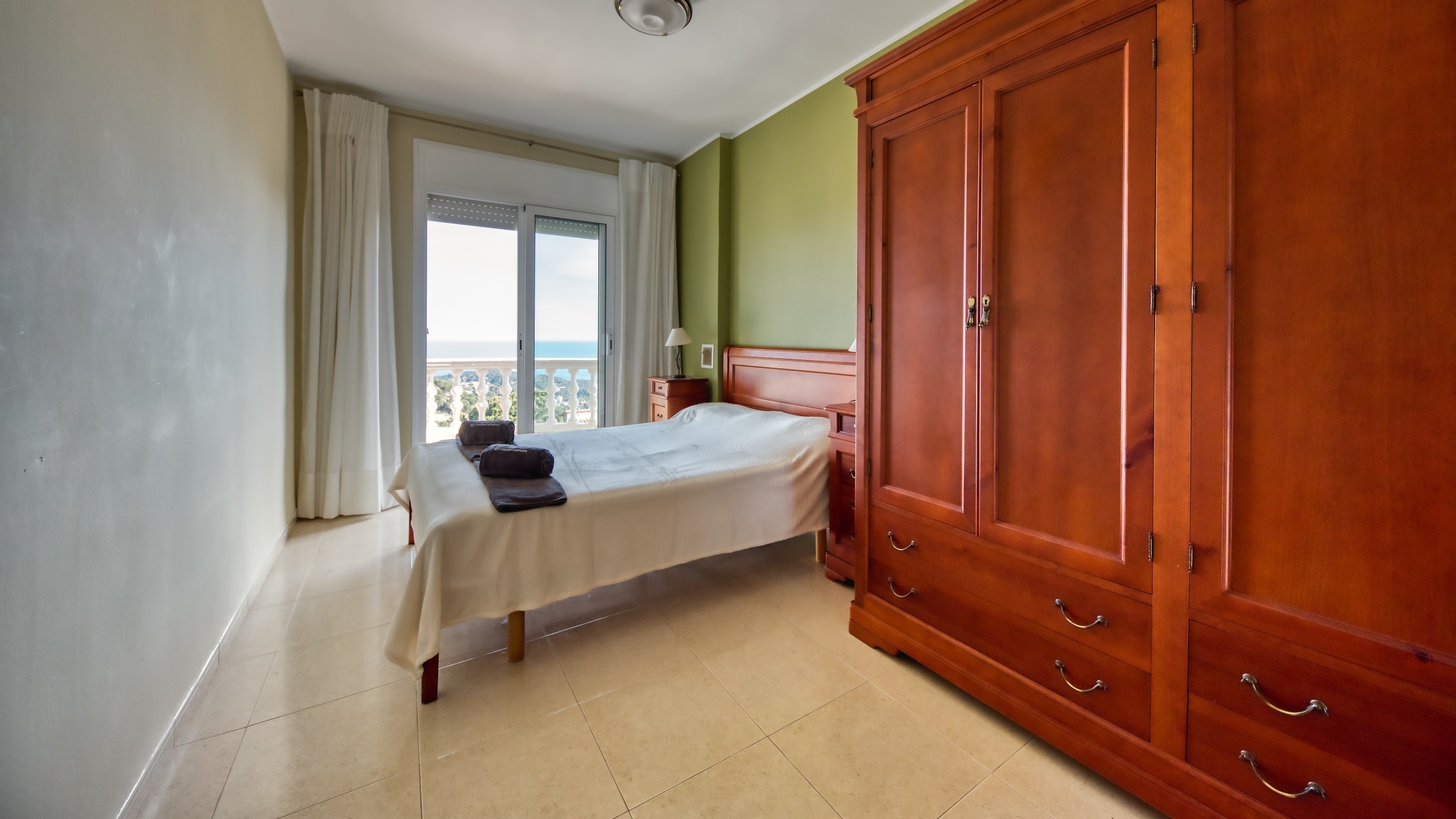 Holiday villas Costa Brava Spain - Villa Chanel - Bedroom