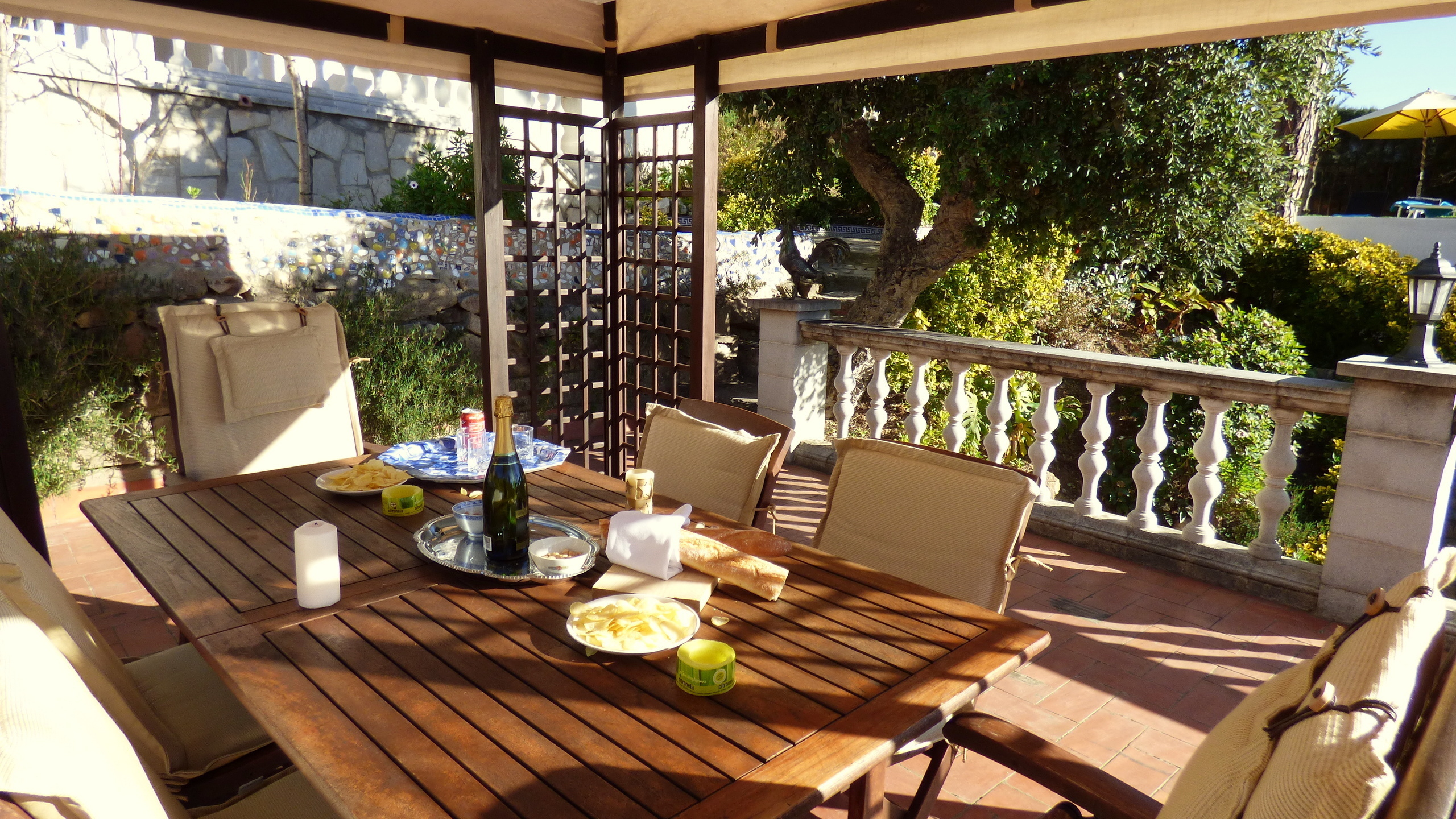 Holiday villas Costa Brava Spain - Villa Noa - Dining area