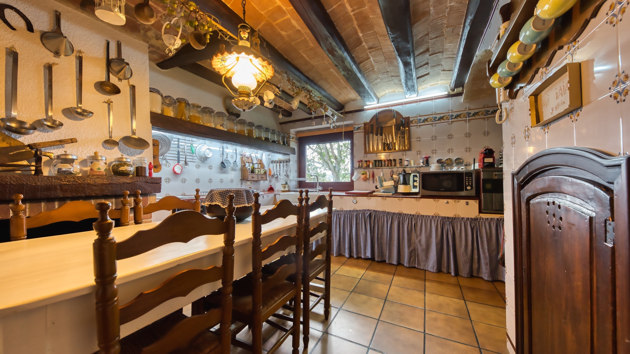 Holiday villas Costa Brava Spain - Villa Paradise - Kitchen