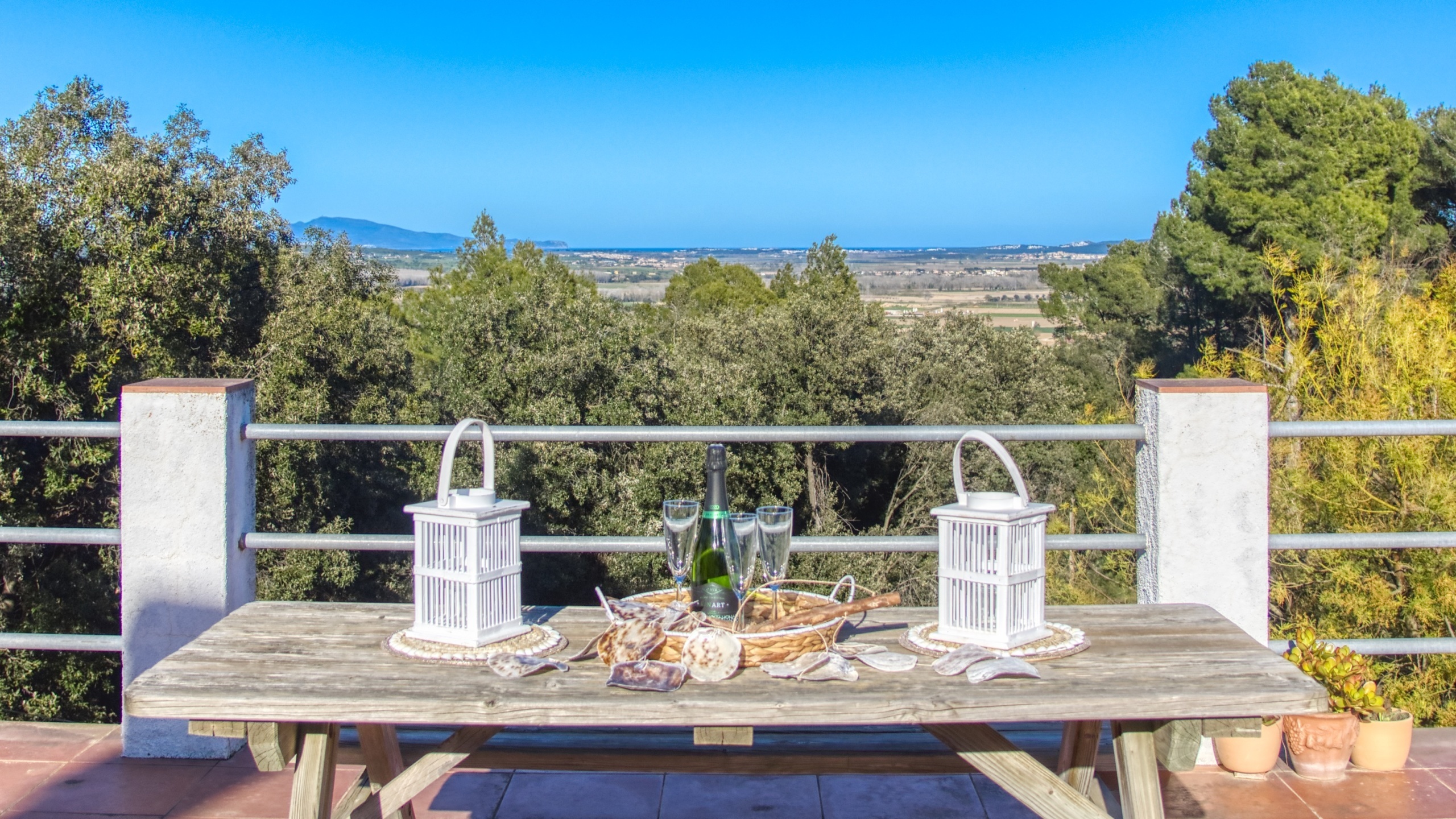 Vakantievilla's Costa Brava Countryside Spanje - Villa Racoon - Een van de weergaven