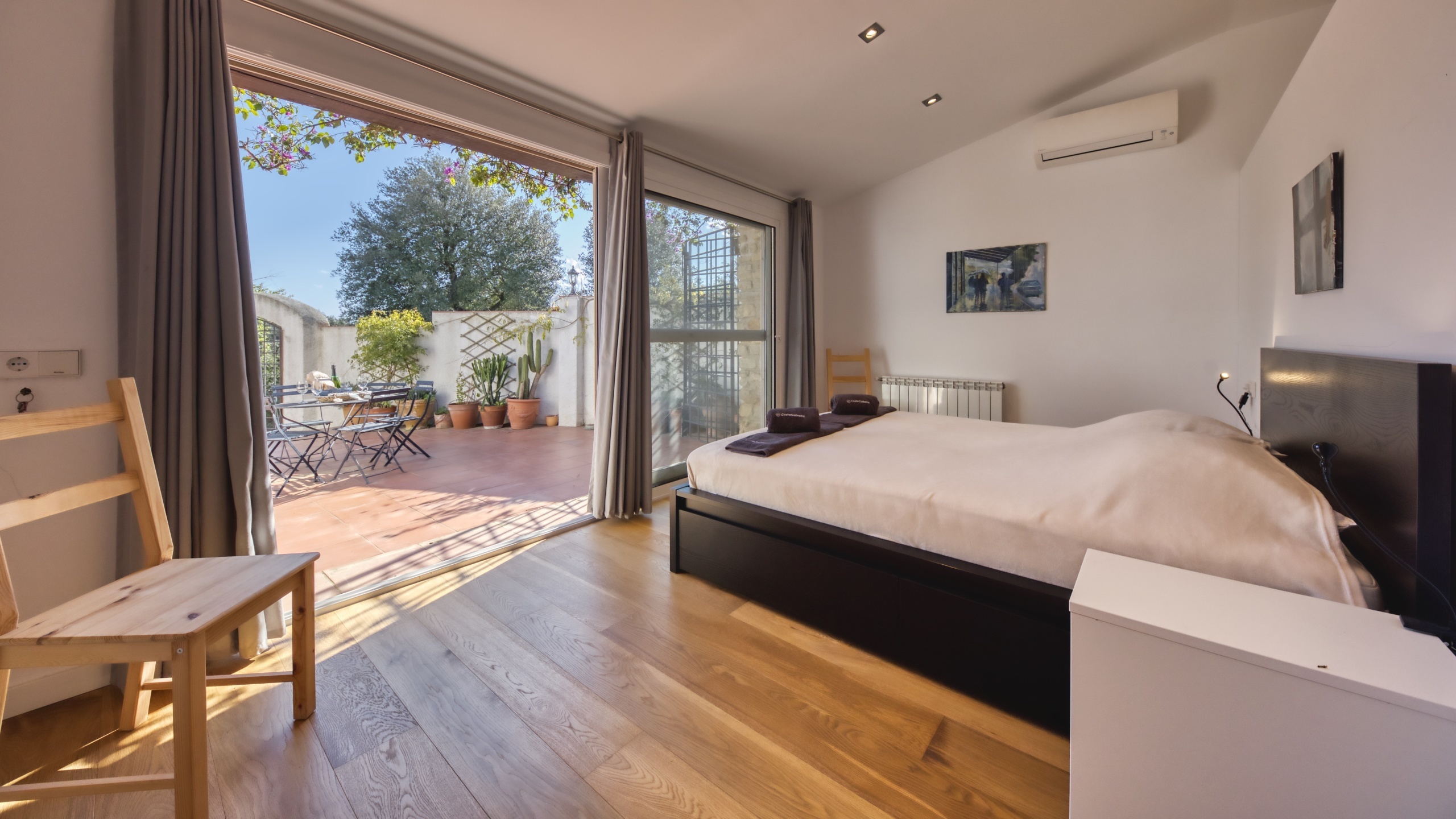 Vakantievilla's Costa Brava Countryside Spanje - Villa Racoon - Hoofdslaapkamer