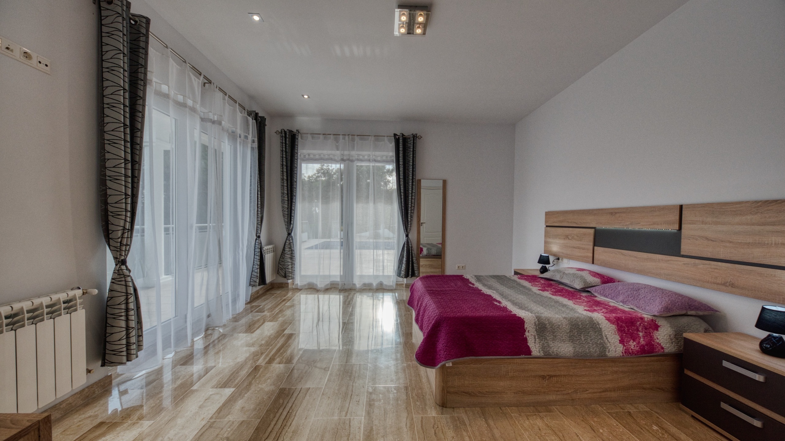 Holiday villas Costa Brava Spain - Villa Madison - Bedroom