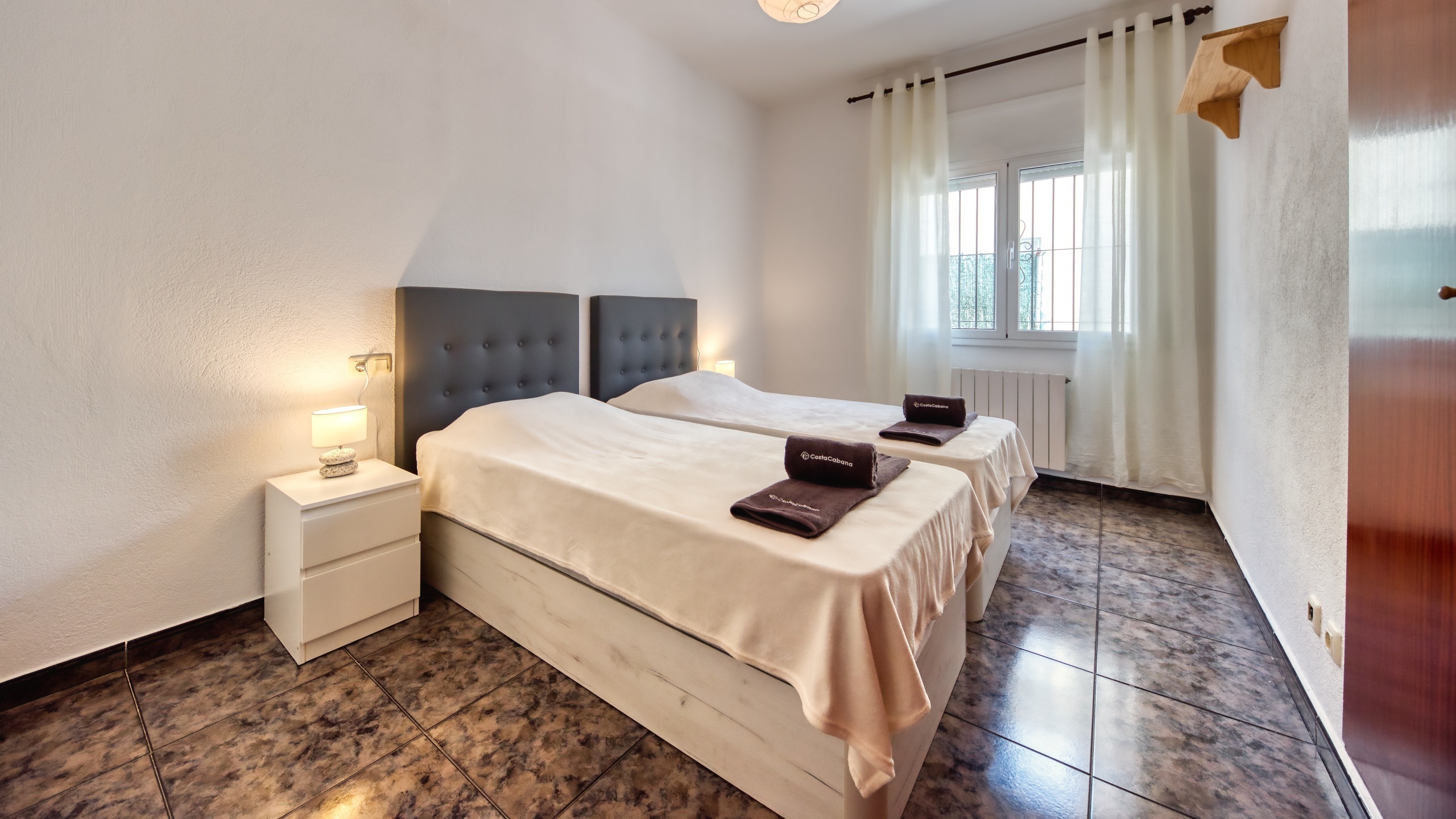Holiday villas Costa Brava Spain - Villa Zarita - Bedroom