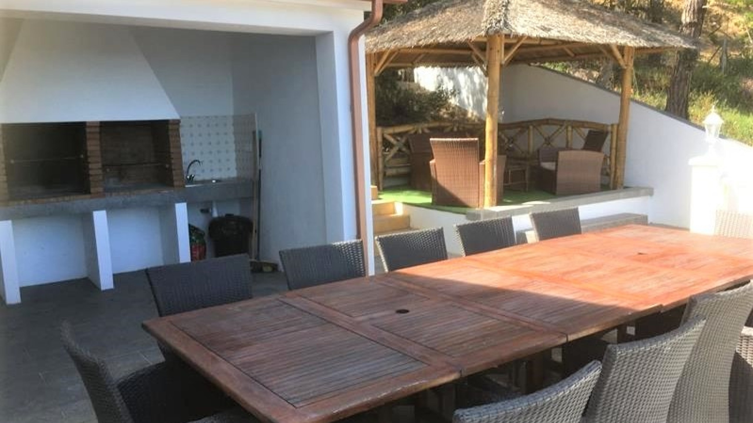 Holiday villas Costa Brava Spain - Villa Promessa - Outdoor kitchen