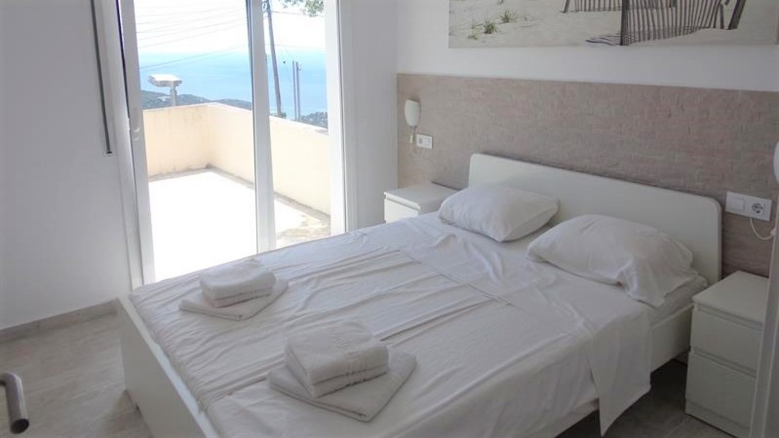 Holiday villas Costa Brava Spain - Villa Promessa - Bedroom