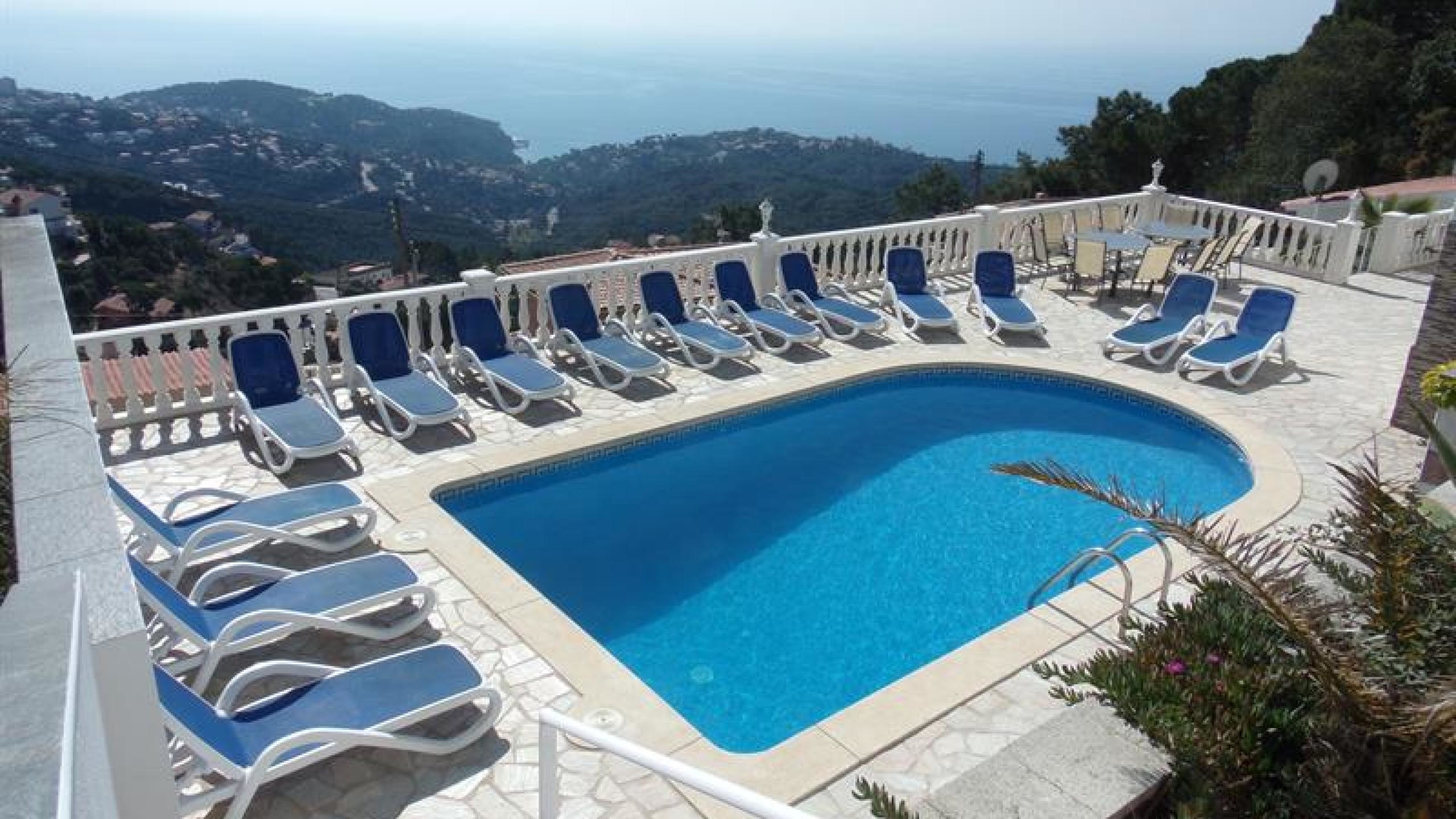Holiday villas Costa Brava Spain - Villa Promessa - 