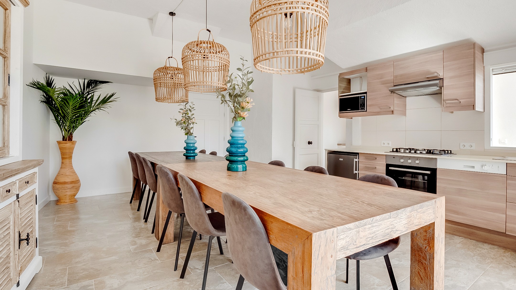 Holiday villas Costa Brava Spain - Villa Tropicana - Dining area