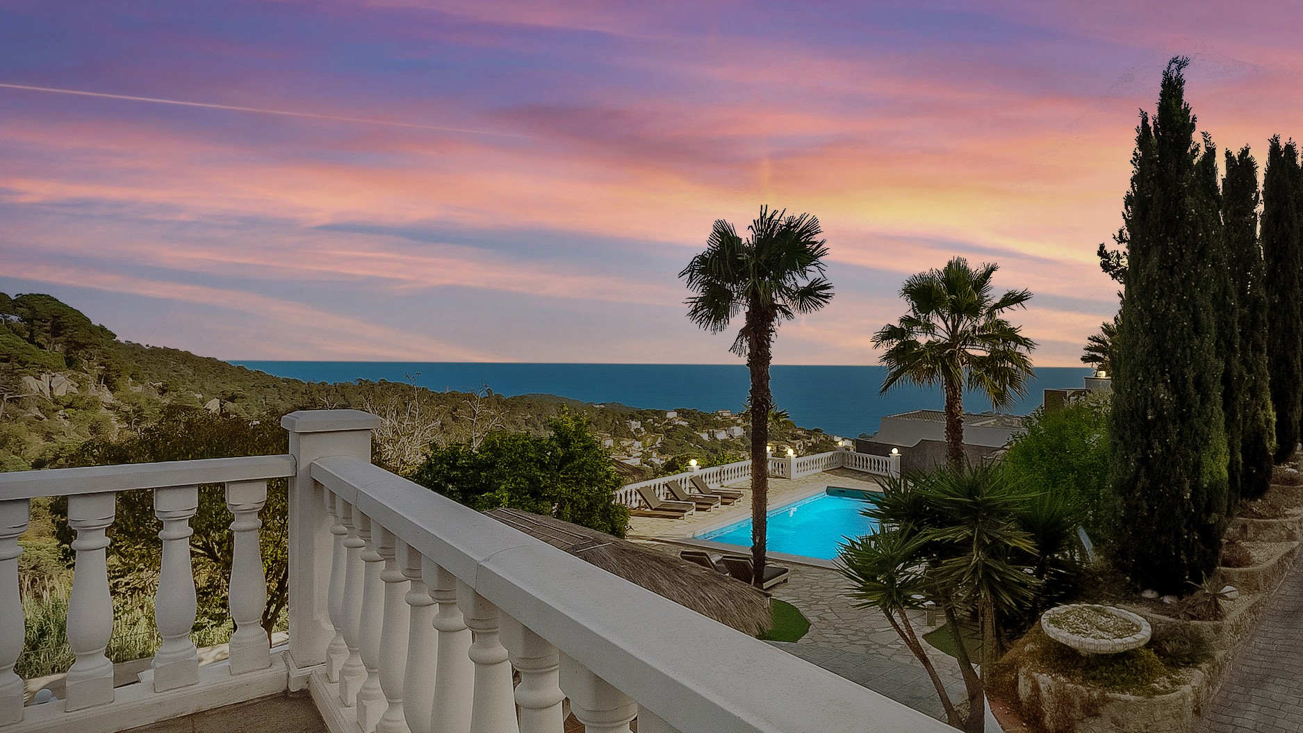 Holiday villas - Costa Brava - Spain - Villa Tropicana - Swimming pool