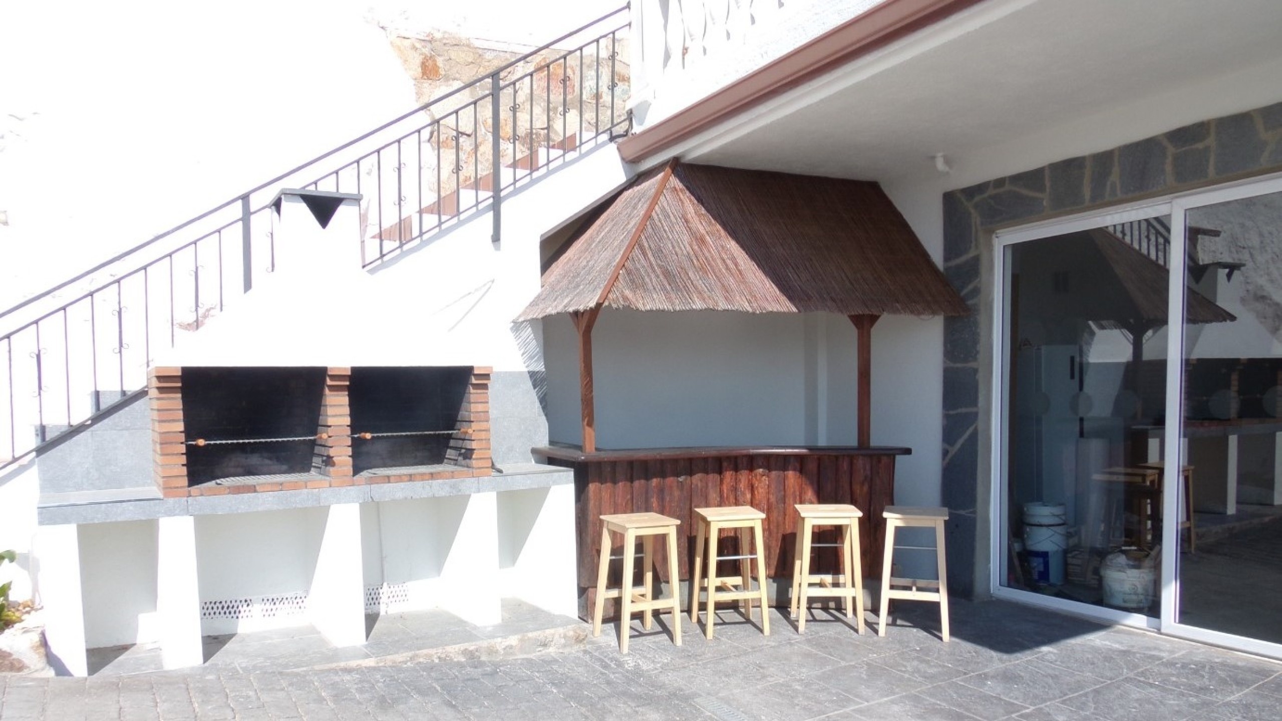Holiday villas Costa Brava Spain - Villa Tropicana - Outdoor kitchen