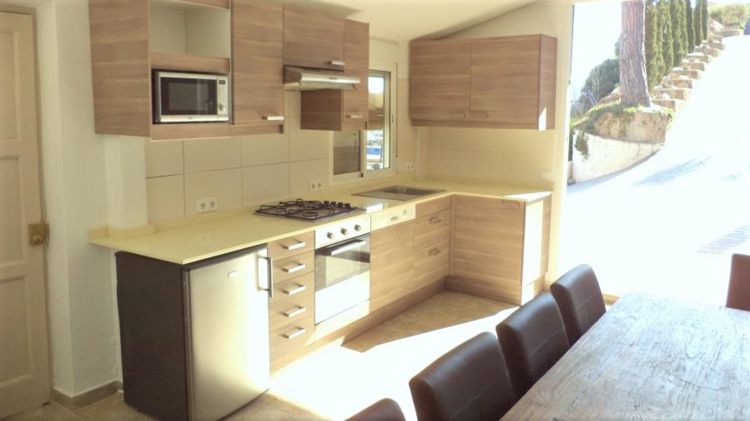 Holiday villas Costa Brava Spain - Villa Tropicana - Kitchen