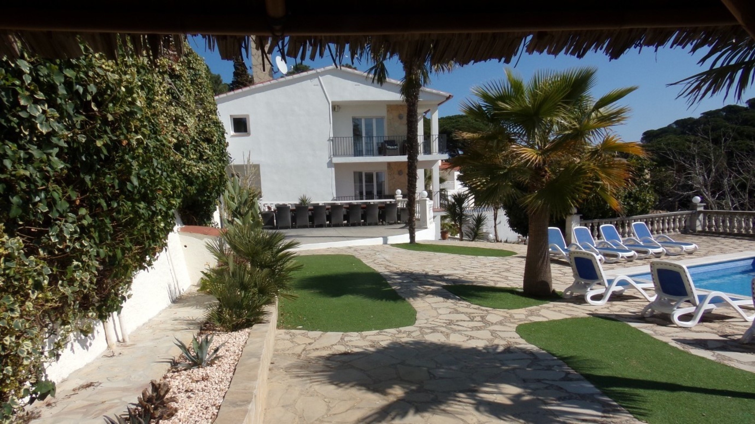 Holiday villas Costa Brava Spain - Villa Tropicana - Terrace