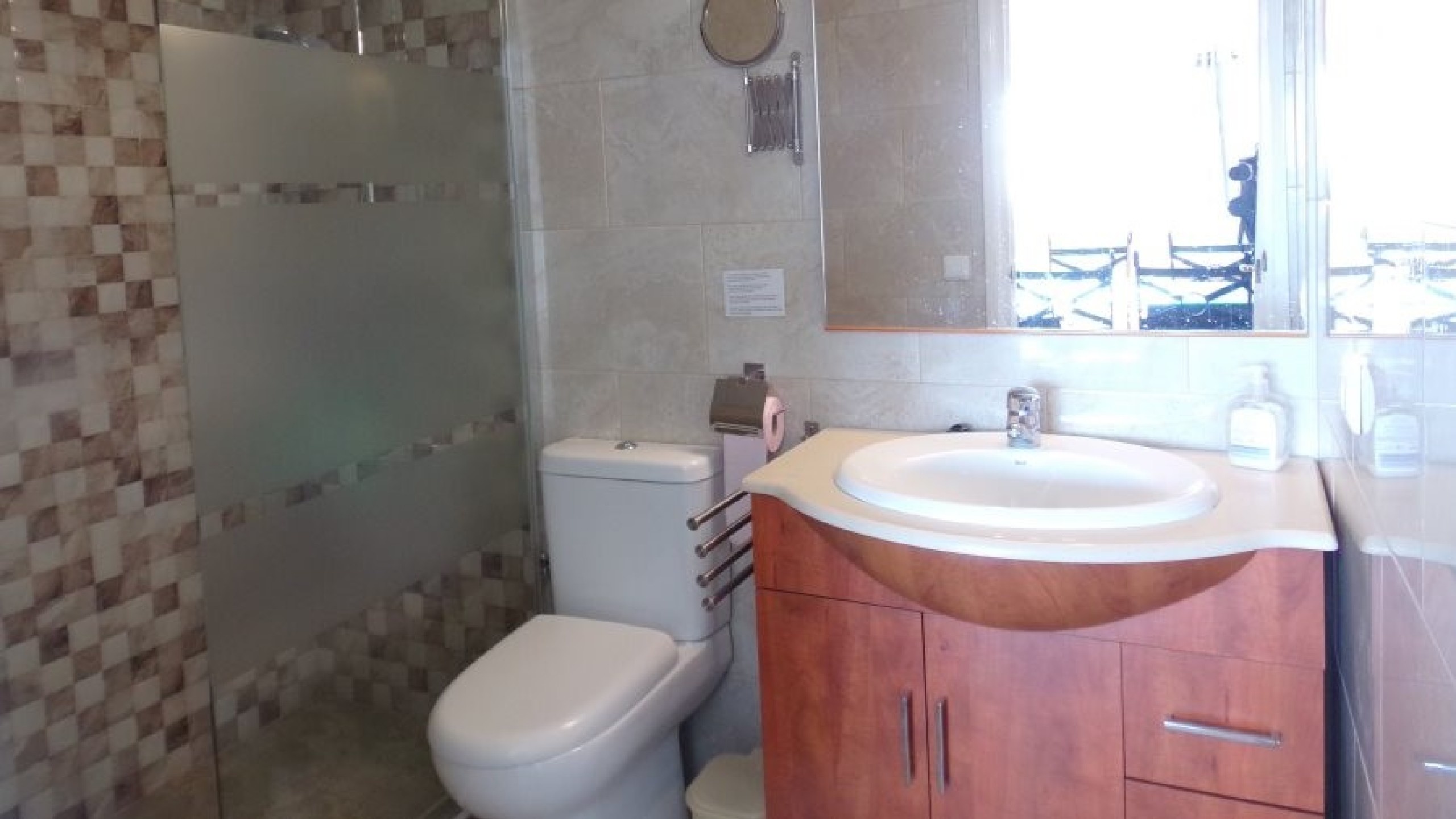 Holiday villas Costa Brava Spain - Villa Tropicana - Bathroom