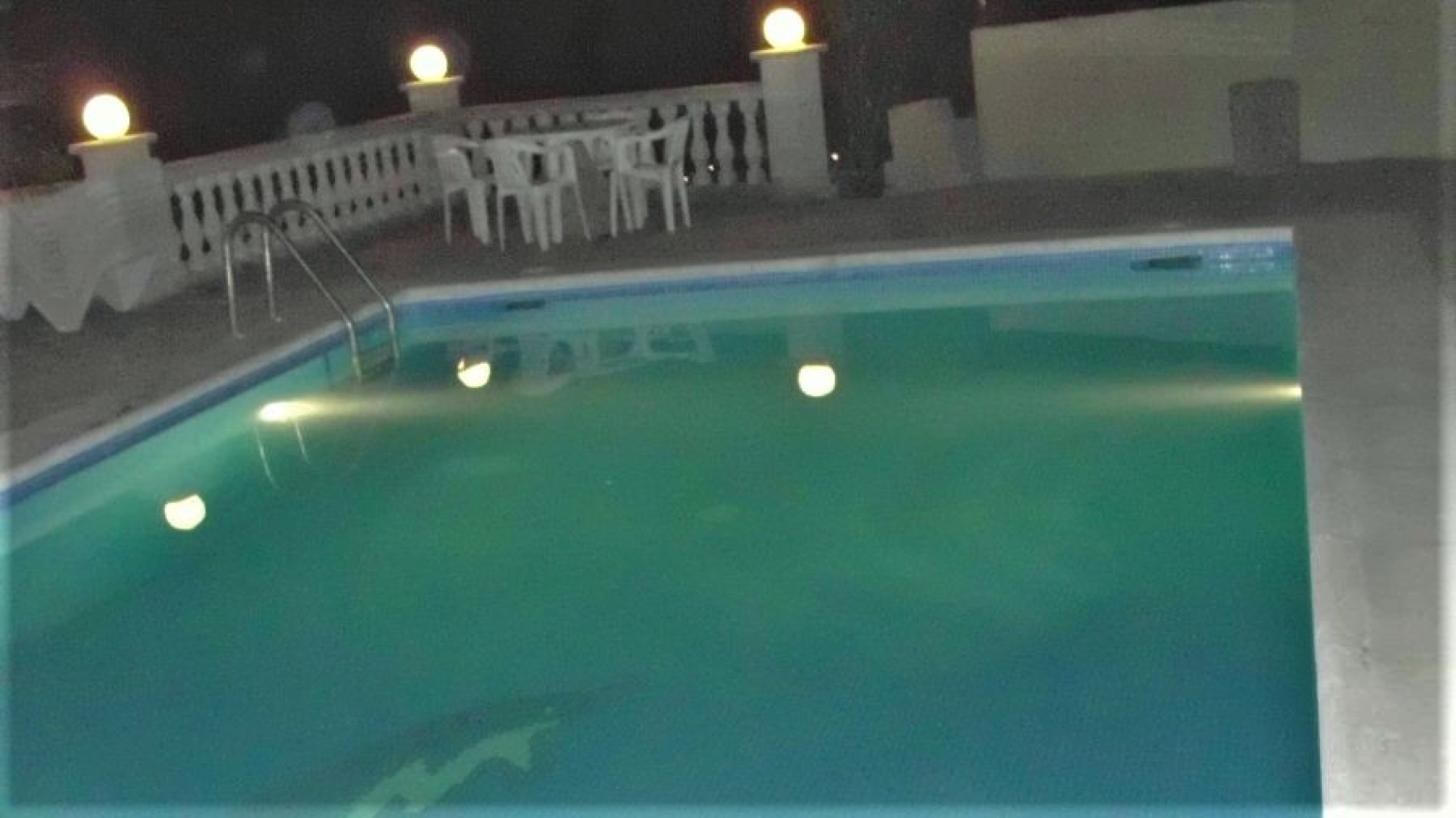 Holiday villas Costa Brava Spain - Villa Tropicana - Swimming pool