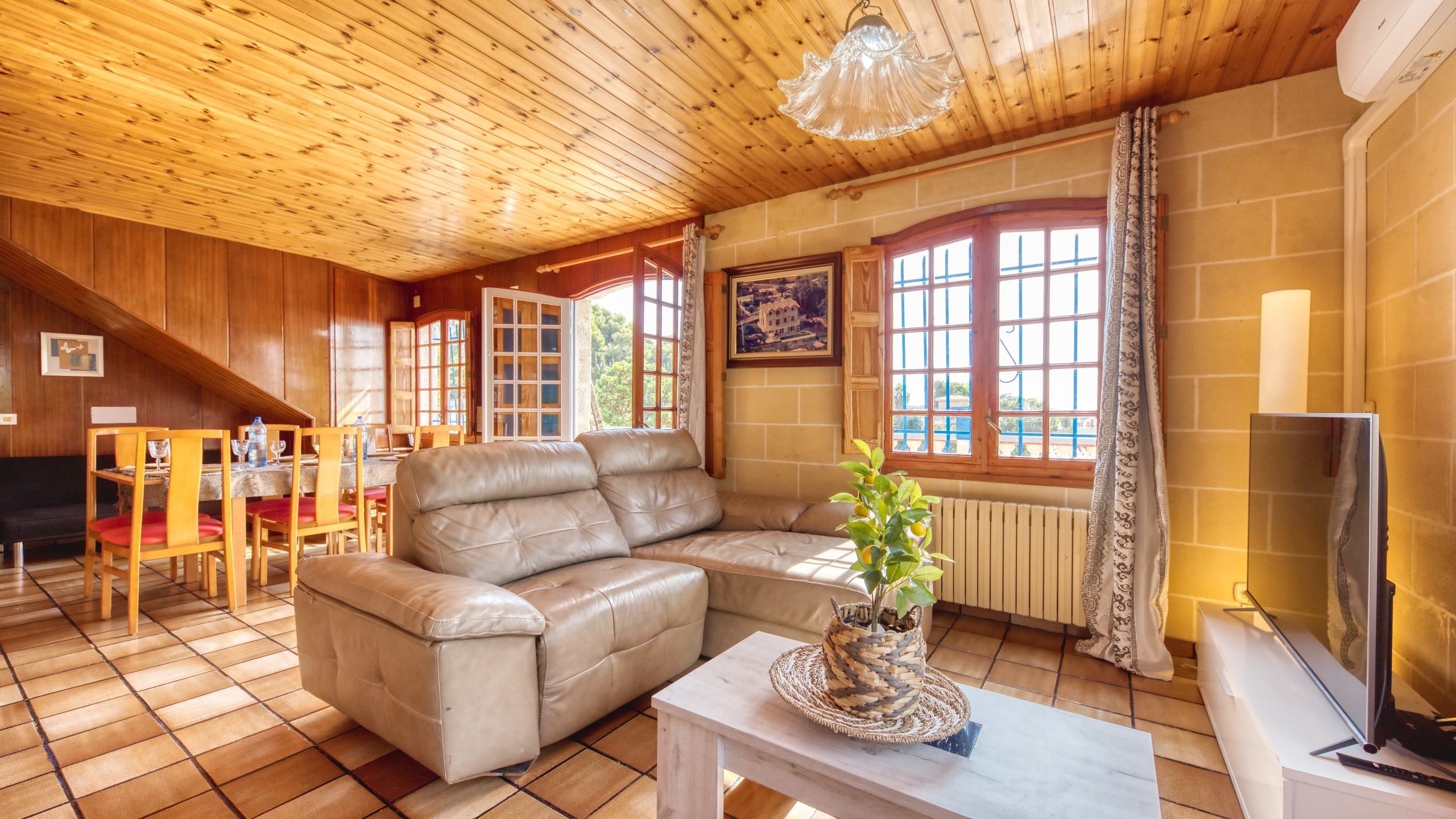 Holiday villas Costa Brava Spain - Villa Janet - Living room