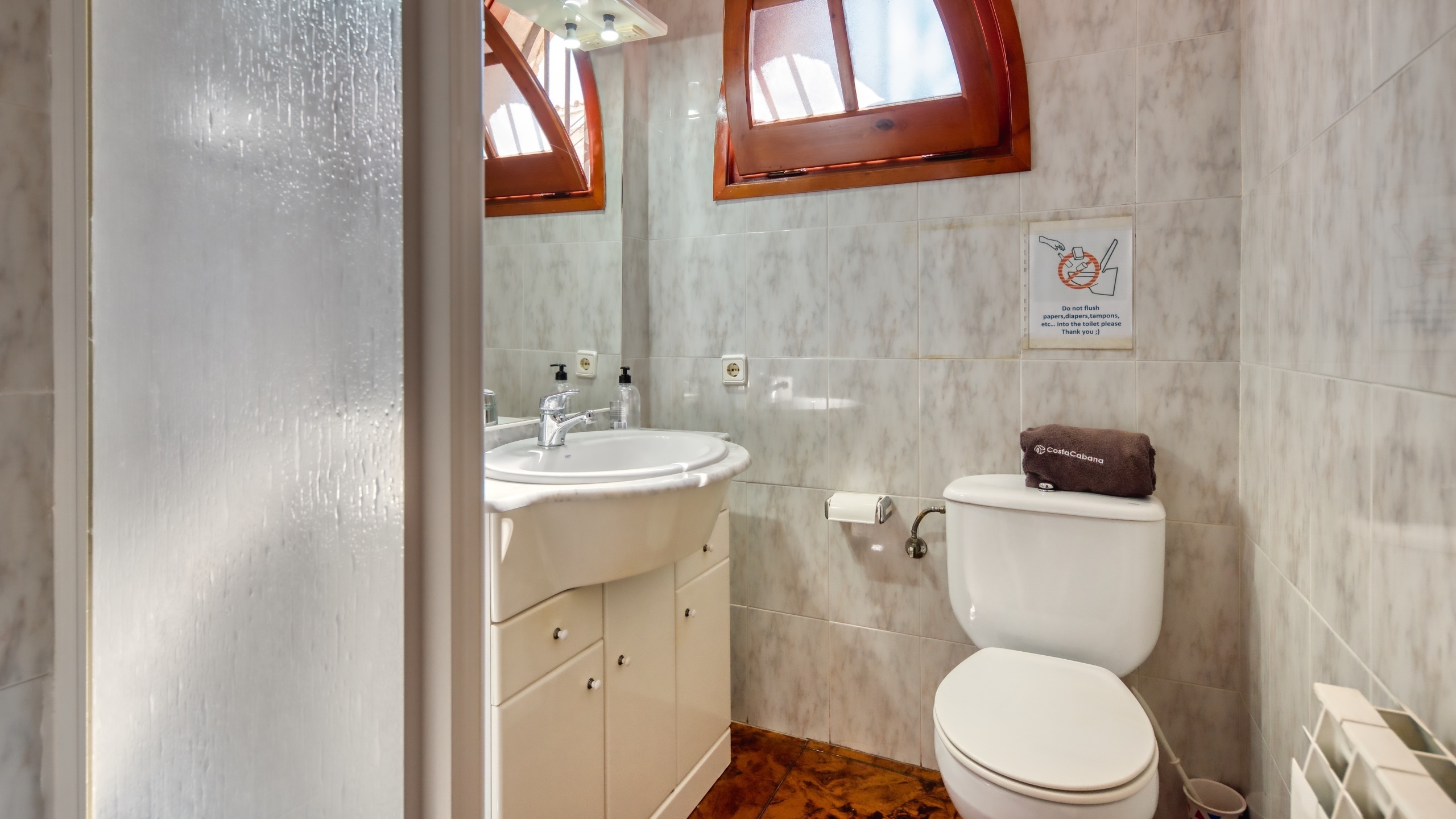 Holiday villas Costa Brava Spain - Villa Teresa - Bathroom