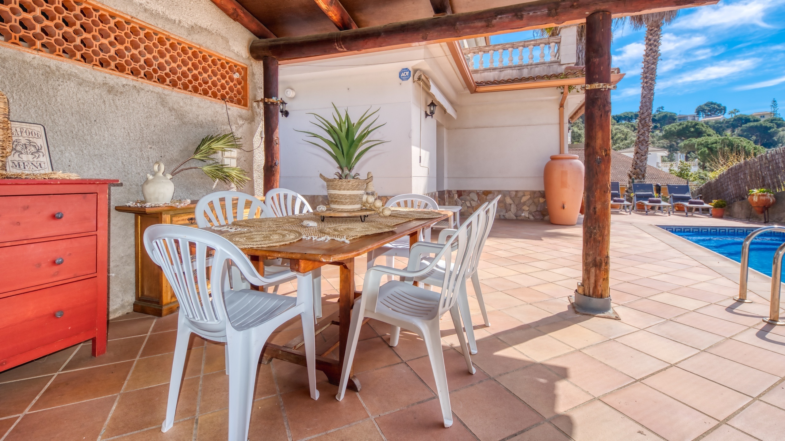 Holiday villas Costa Brava Spain - Villa Valeria - Dining area