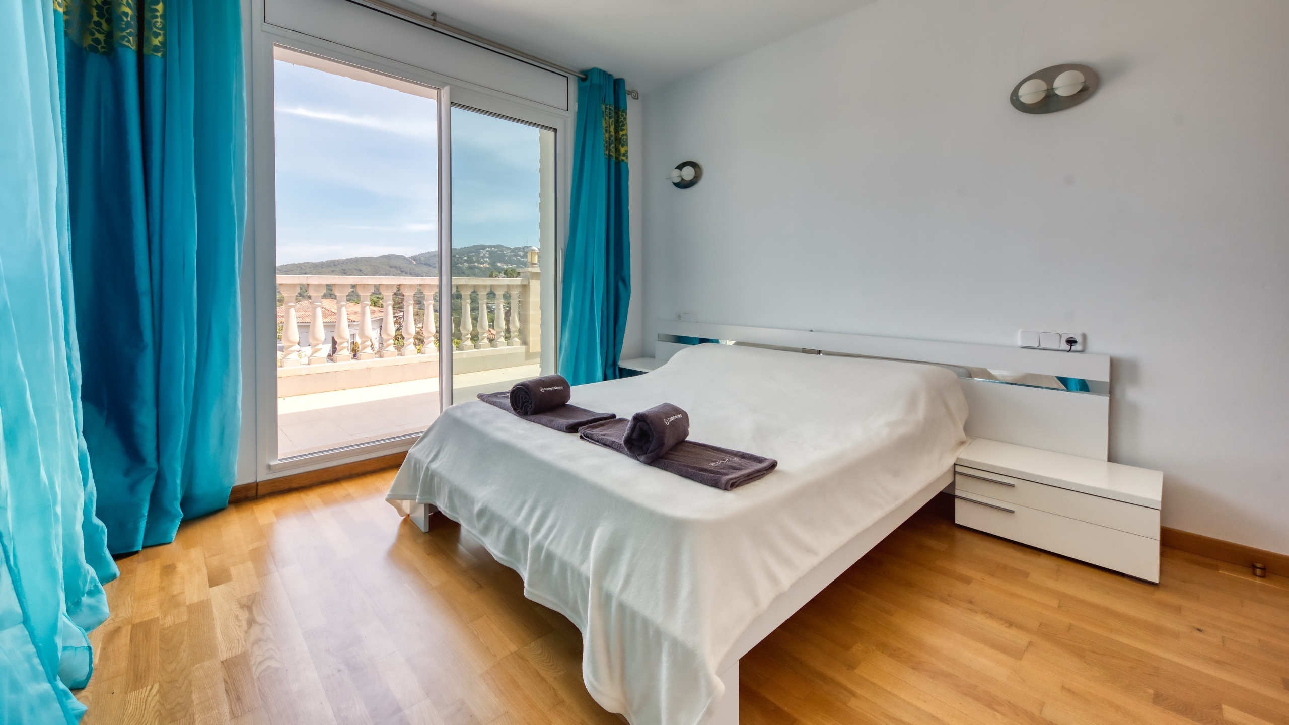 Holiday villas Costa Brava Spain - Villa Primavera - Bedroom
