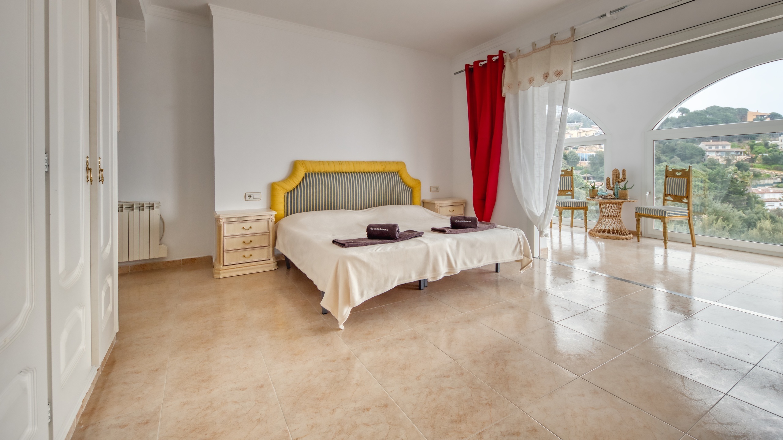 Holiday villas Costa Brava Spain - Villa Sunrise - Bedroom