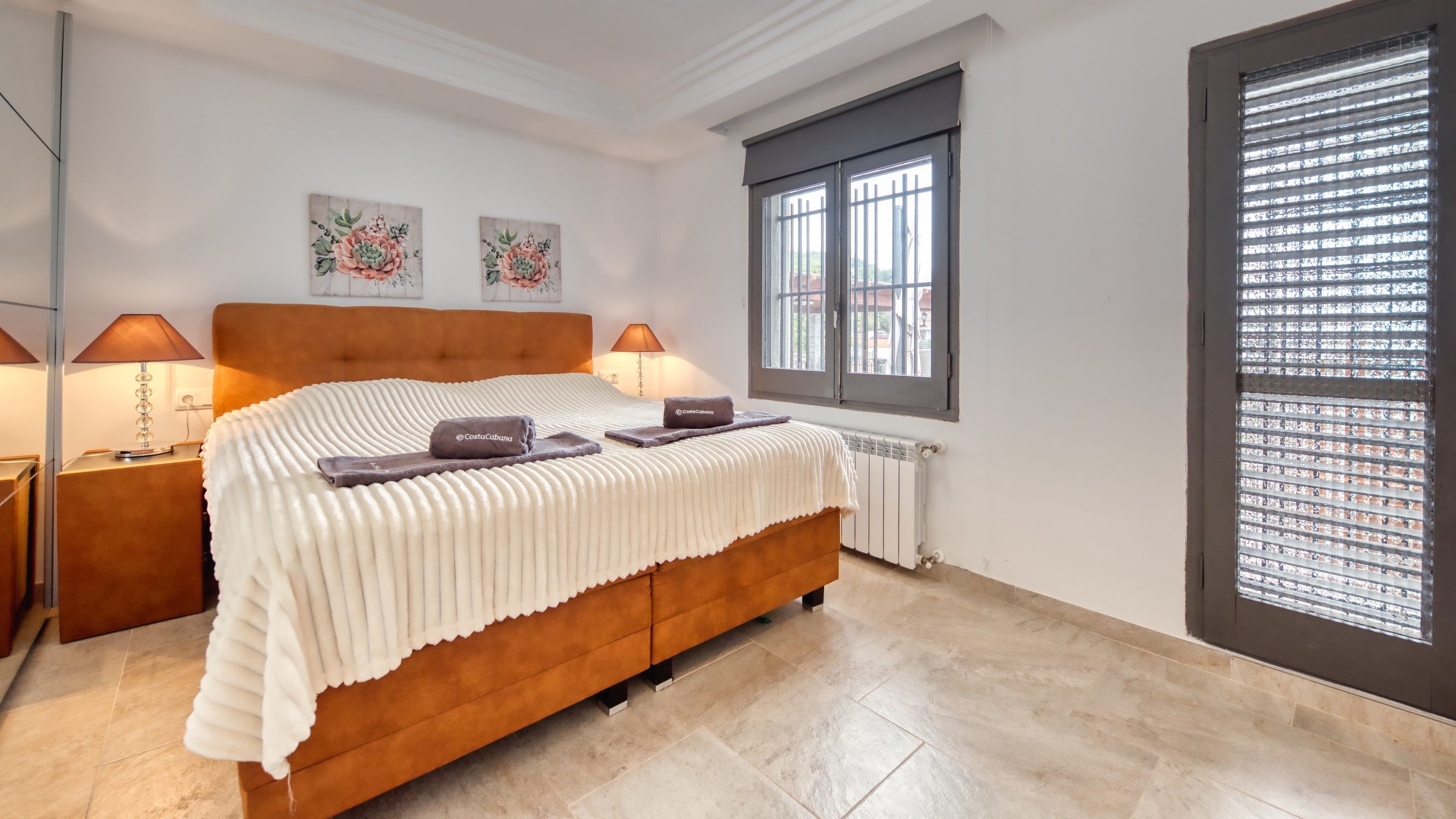 Holiday villas Costa Brava Spain - Villa Palmera - Bedroom