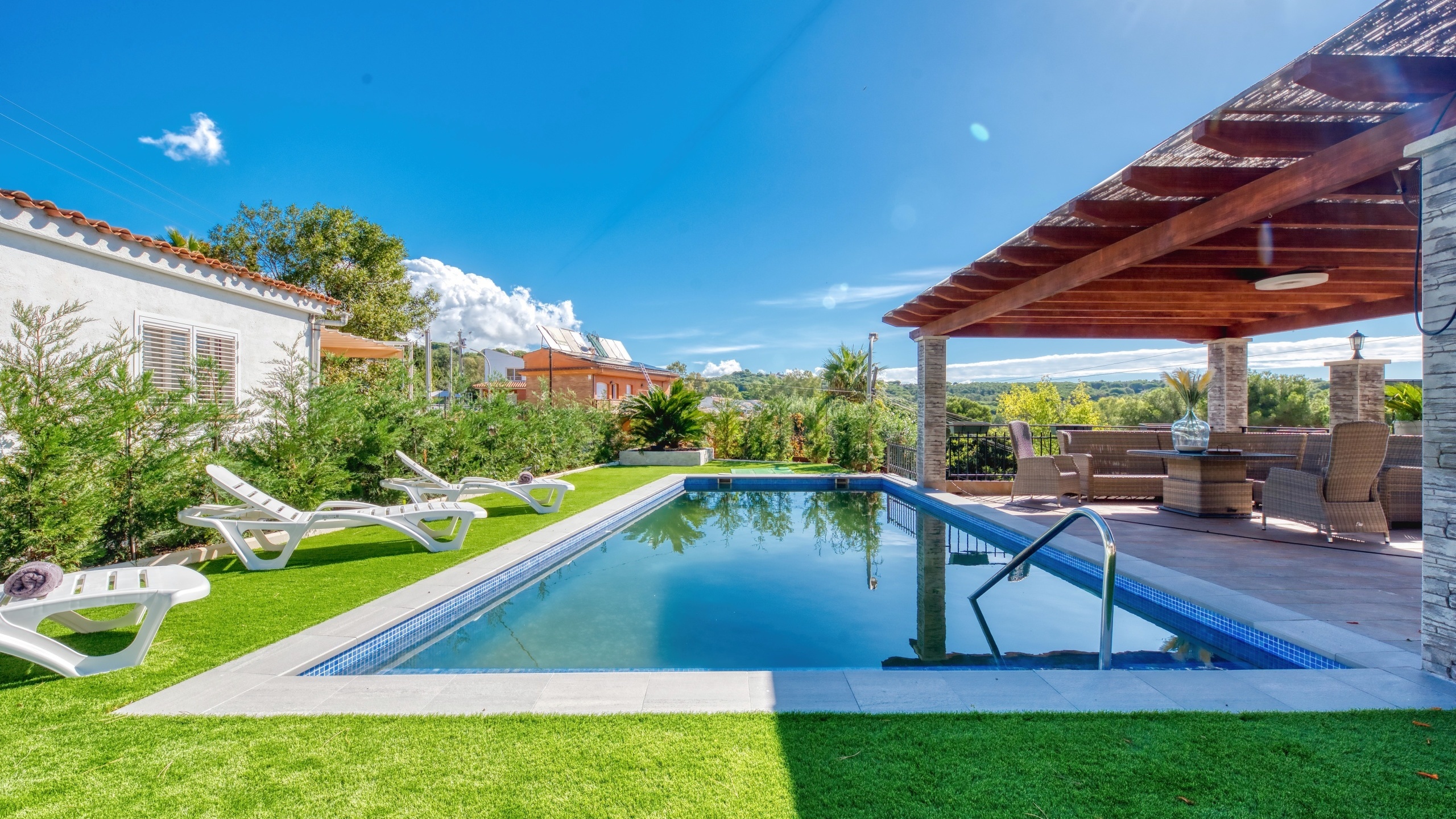 Holiday villas Costa Brava Spain - Villa Palmera - Swimming pool