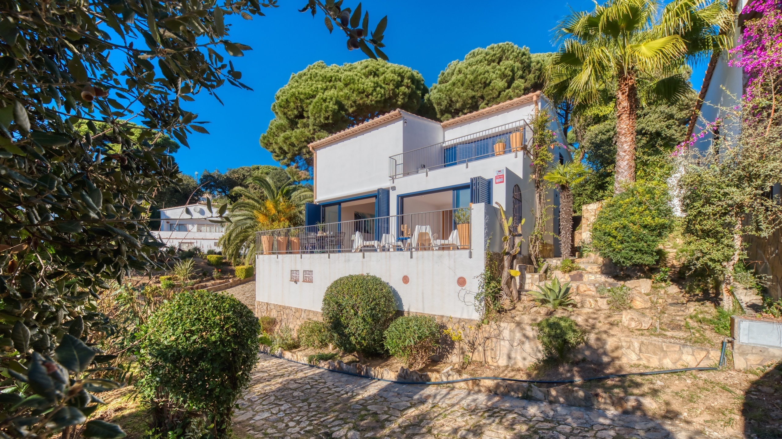 Holiday villas Costa Brava Spain - Casa AdoRa - Casa outside