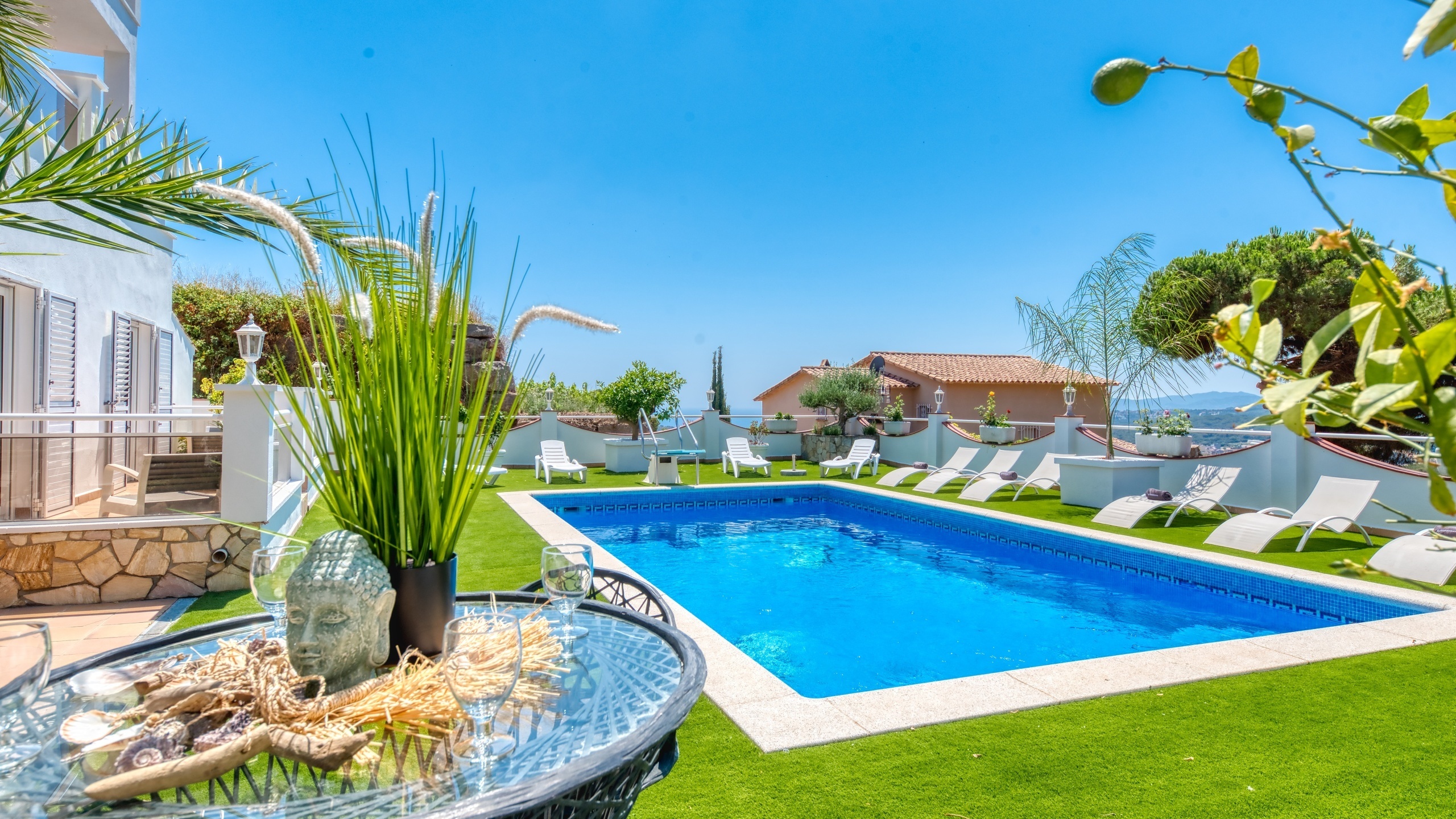 Holiday villas Costa Brava Spain - Villa Maribel - Swimming pool