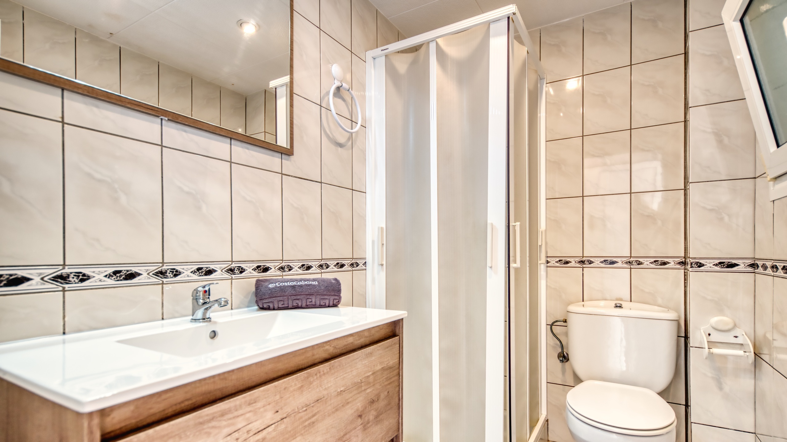 Holiday villas Costa Brava Spain - Villa Maribel - Bathroom