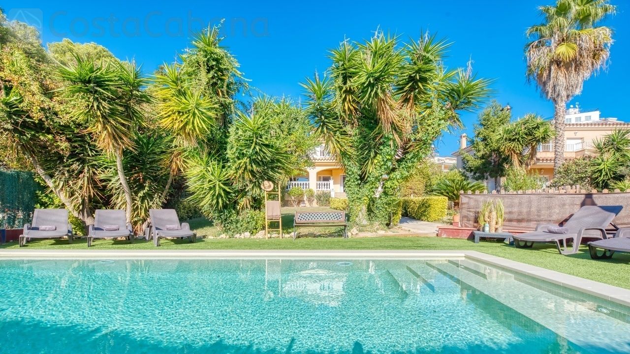Holiday villas - Costa Brava - Spain - Villa Summertime - Villa outside