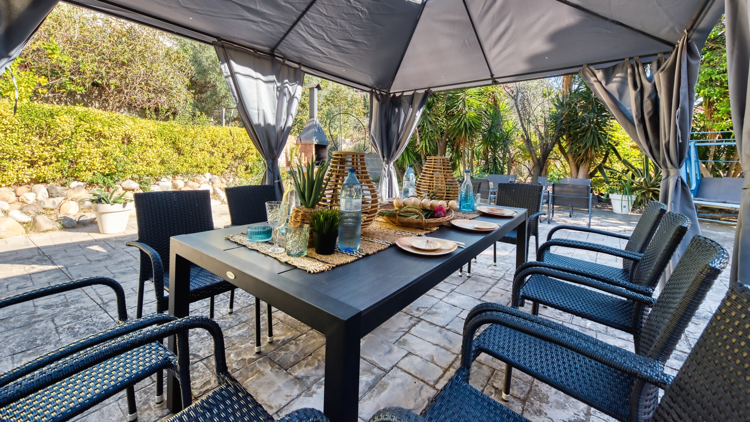 Holiday villas Costa Brava Spain - Villa Summertime - Dining area