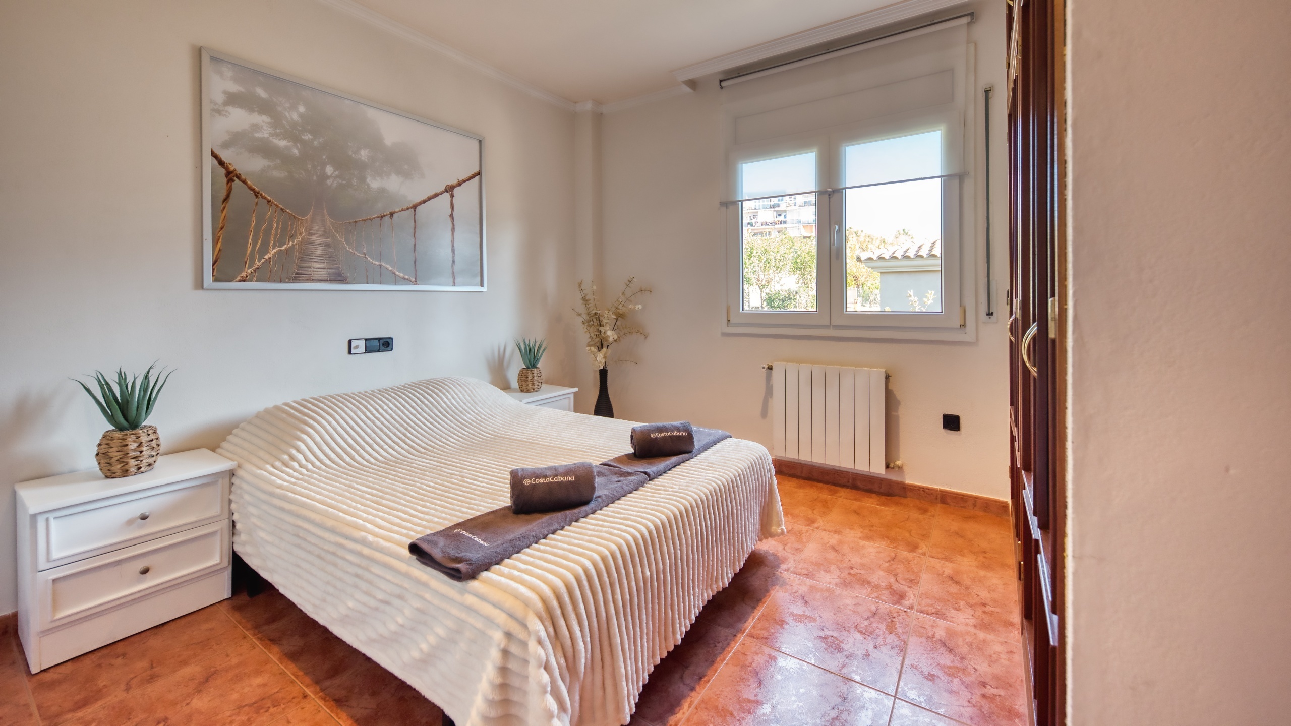 Holiday villas Costa Brava Spain - Villa Summertime - Bedroom