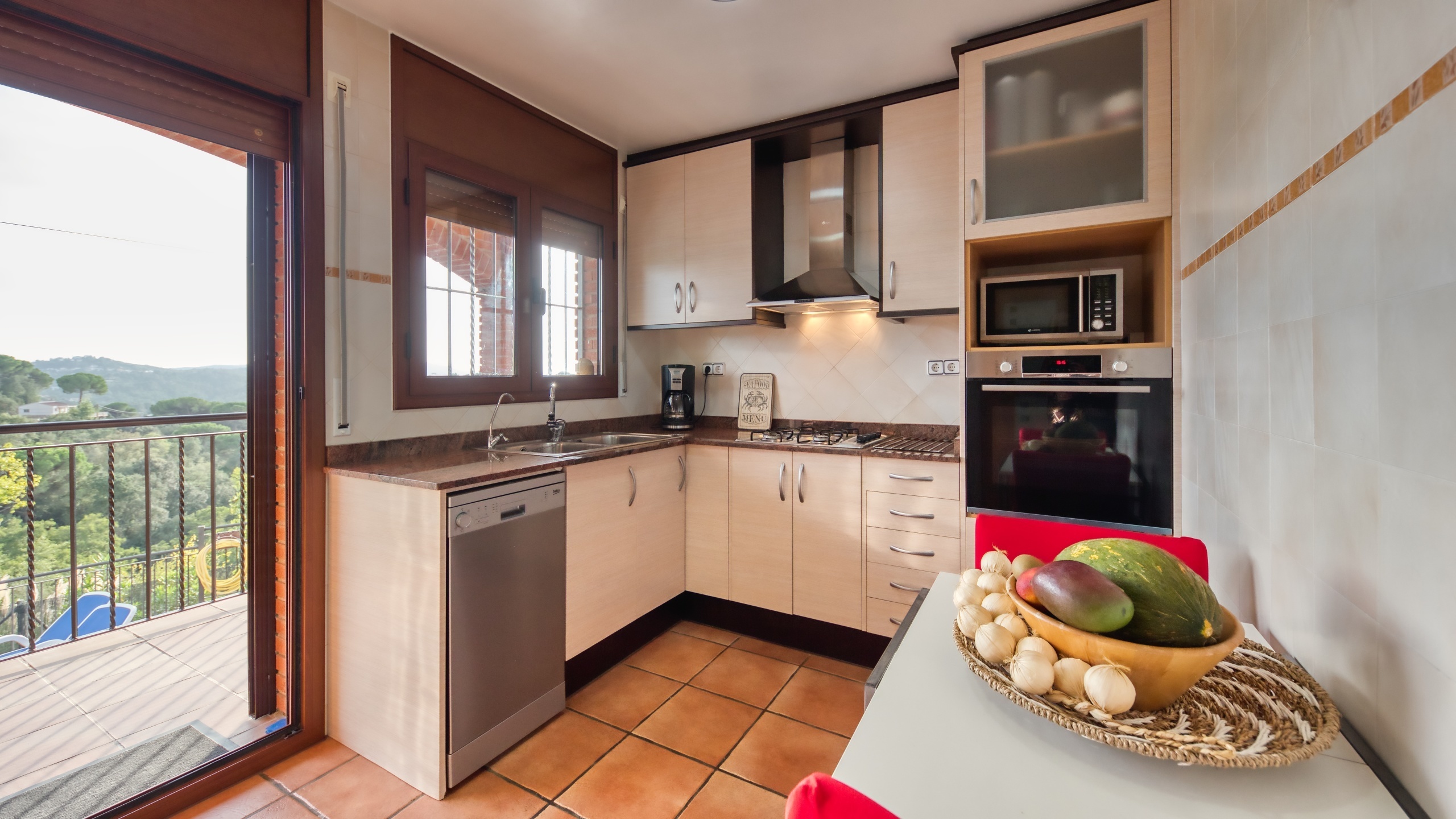 Holiday villas Costa Brava Spain - Villa Verger - Kitchen