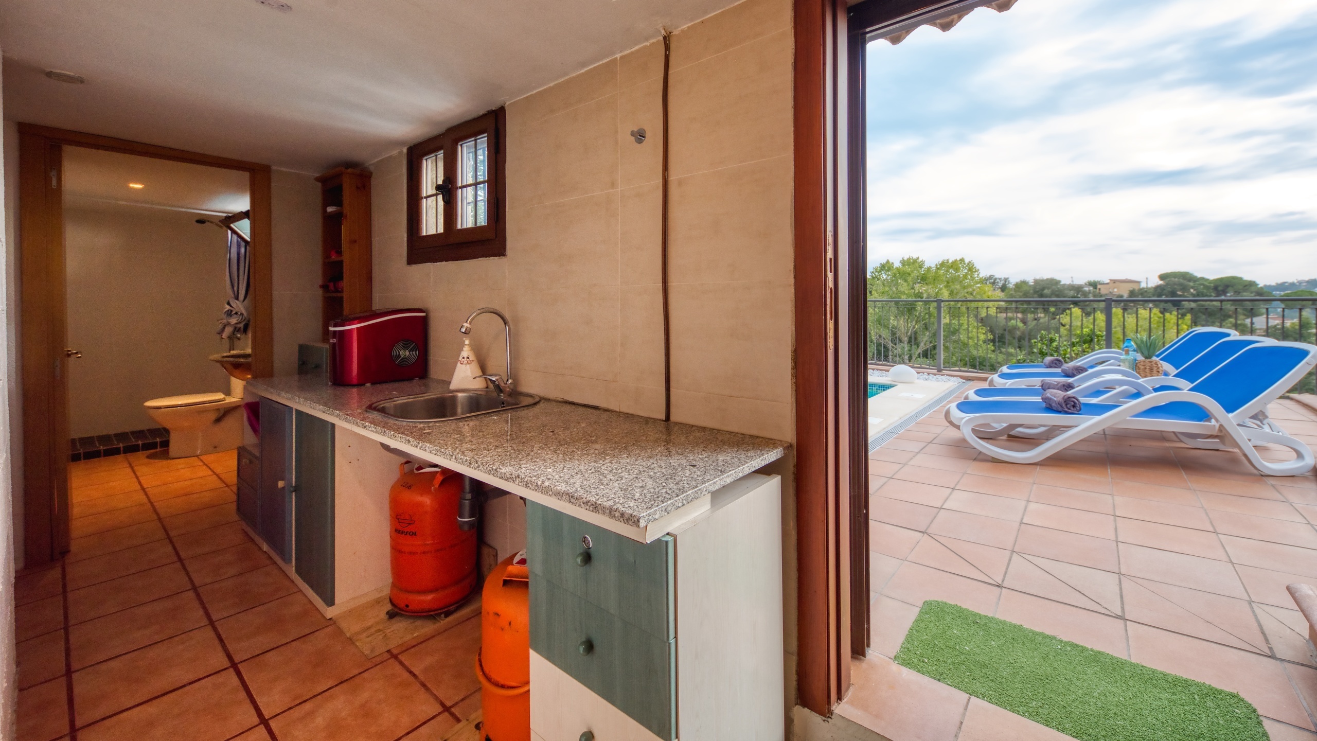 Holiday villas Costa Brava Spain - Villa Verger - Additional kitchen