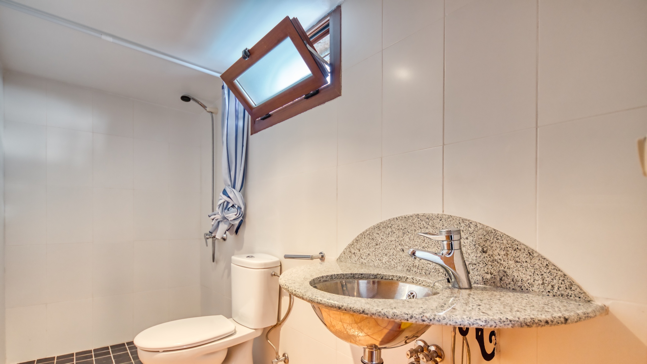 Holiday villas Costa Brava Spain - Villa Verger - Bathroom