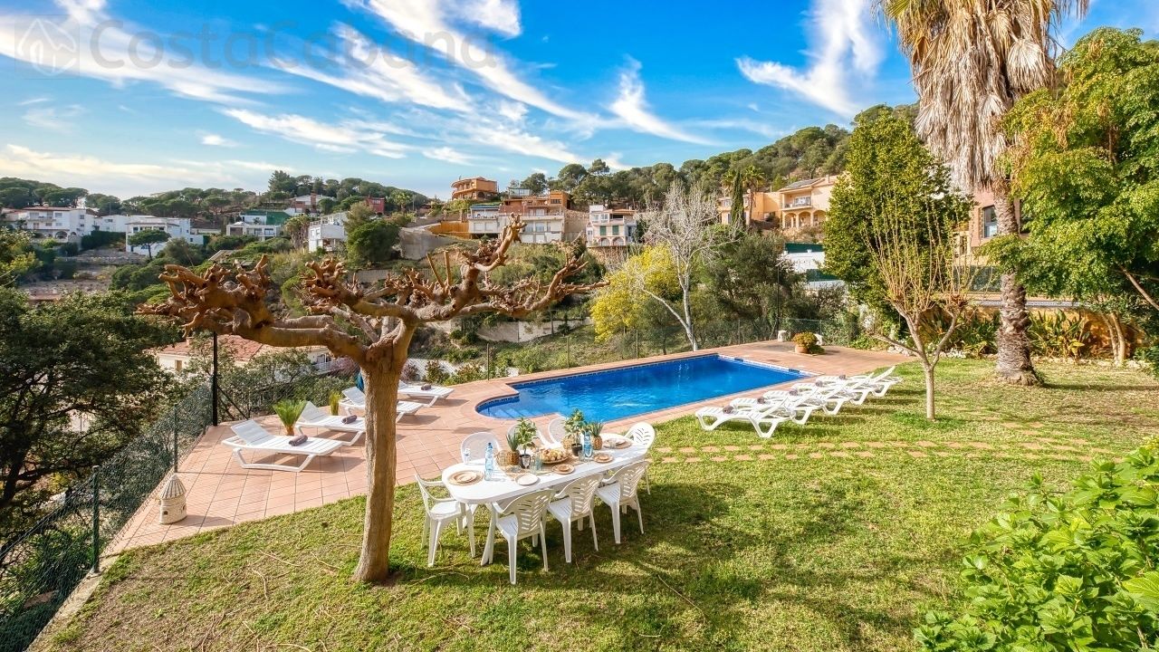 Holiday villas - Costa Brava - Spain - Villa Marysol - Villa outside
