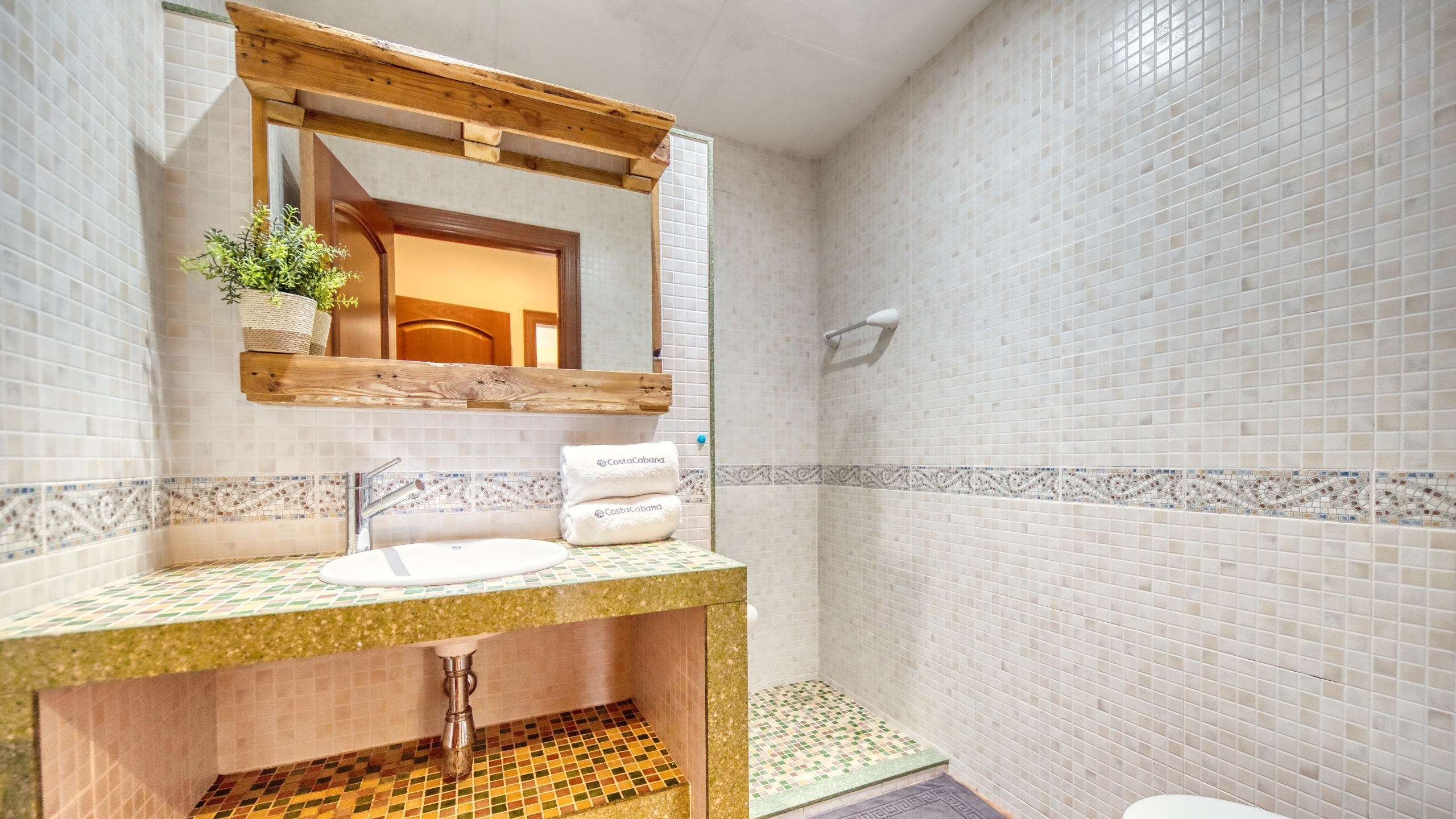 Holiday villas Costa Brava Spain - Villa Marysol - Bathroom