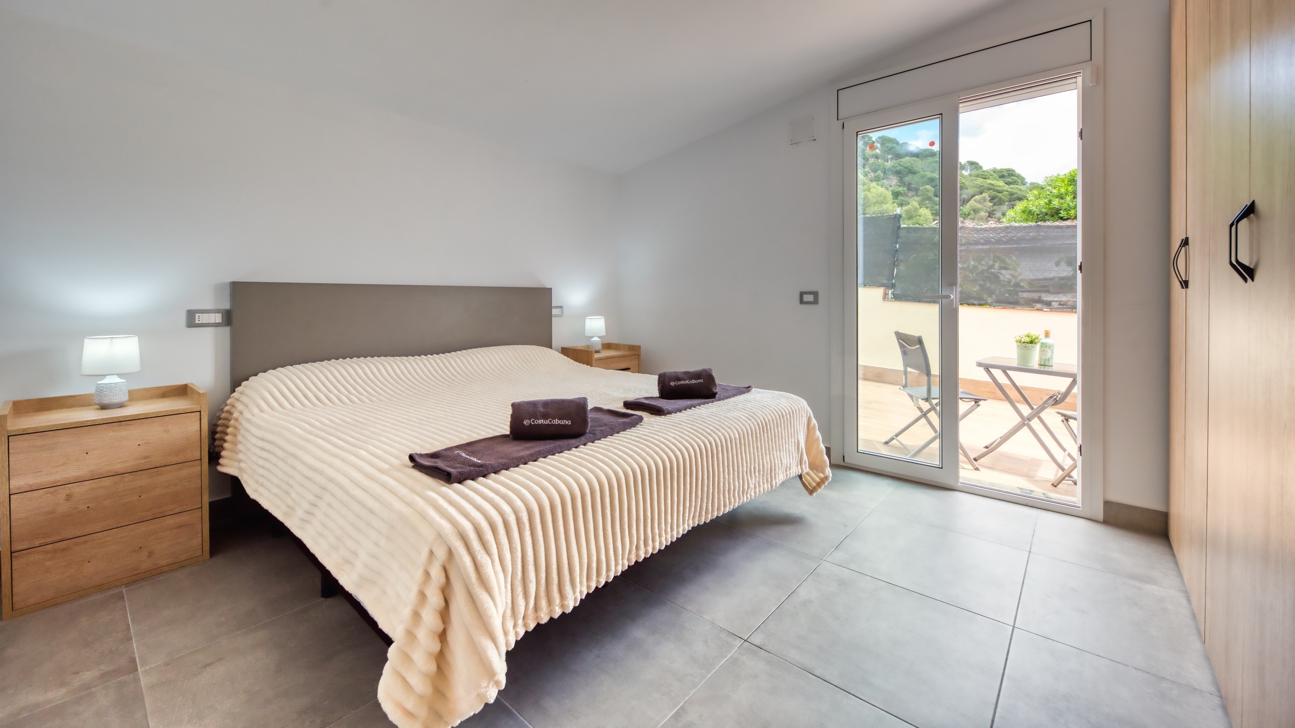 Holiday villas Costa Brava Spain - Villa BellaVista - Bedroom