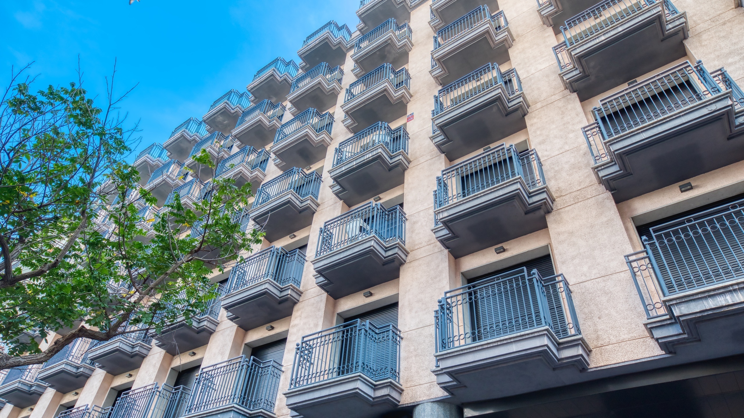 Holiday villas Costa Brava Spain - Apartment Gaudi - Entrance