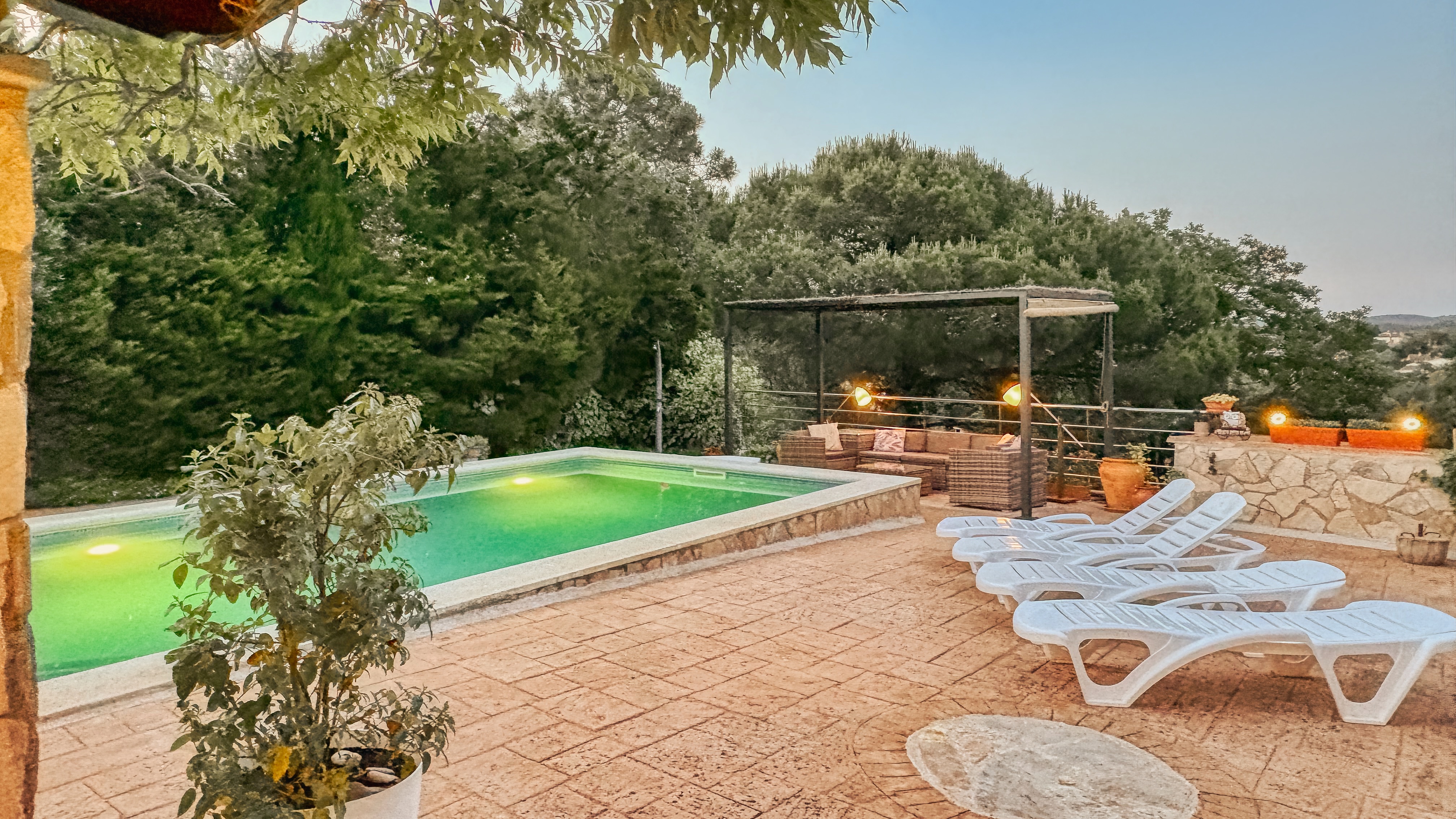 Holiday villas Costa Brava Spain - Villa Iako - Swimming pool