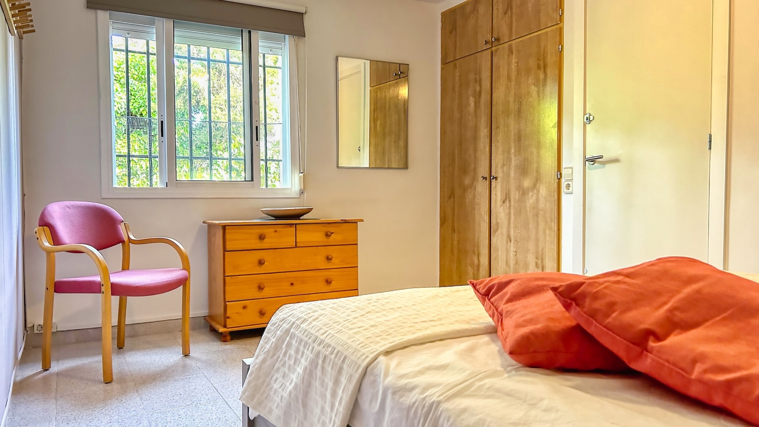 Holiday villas Costa Brava Spain - Villa Iako - Bedroom