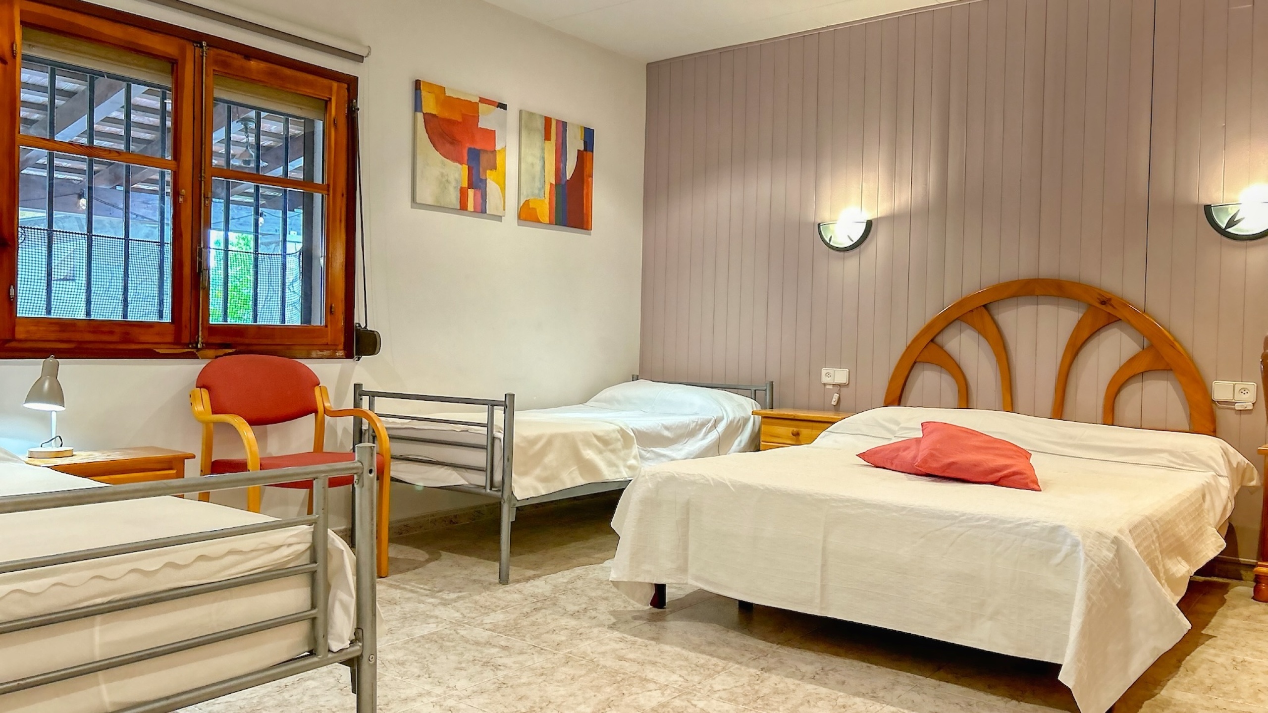 Holiday villas Costa Brava Spain - Villa Iako - Bedroom