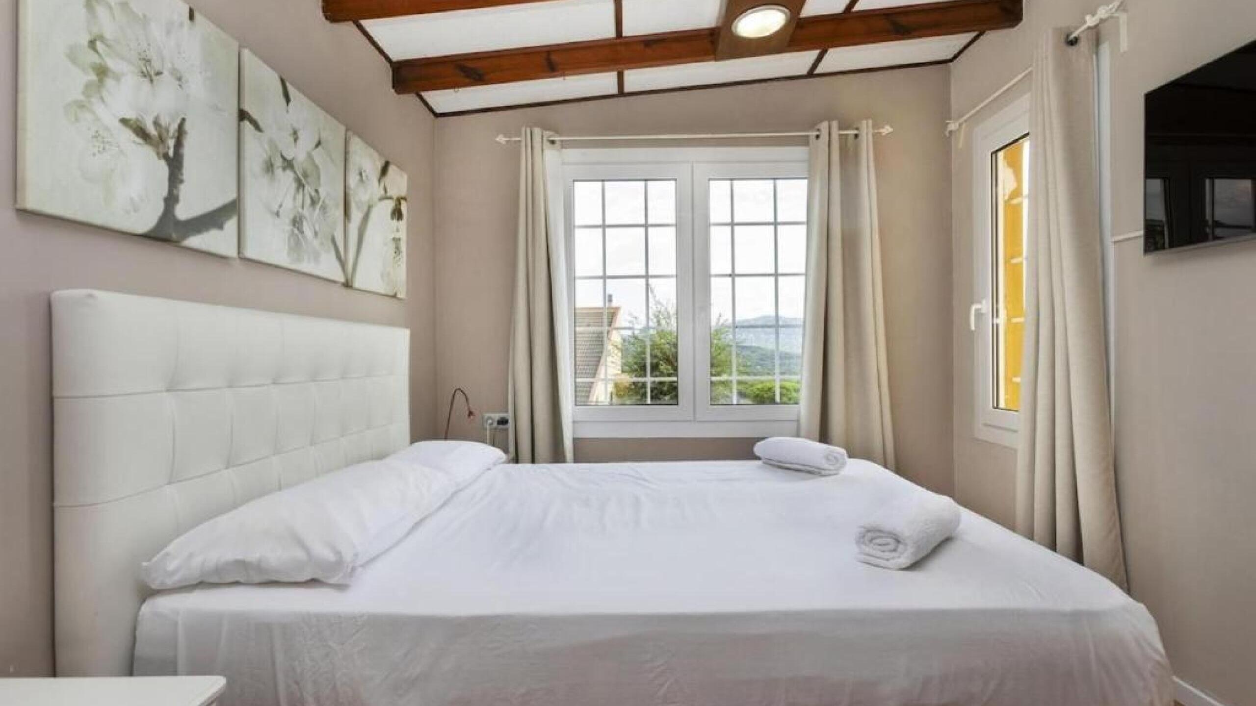 Holiday villas Costa Brava Spain - Villa Soleia - Bedroom